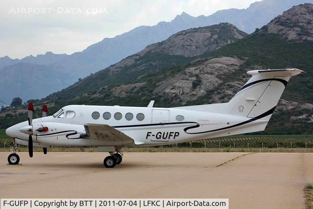 F-GUFP, 1999 Raytheon B200 King Air C/N BB-1698, Parked