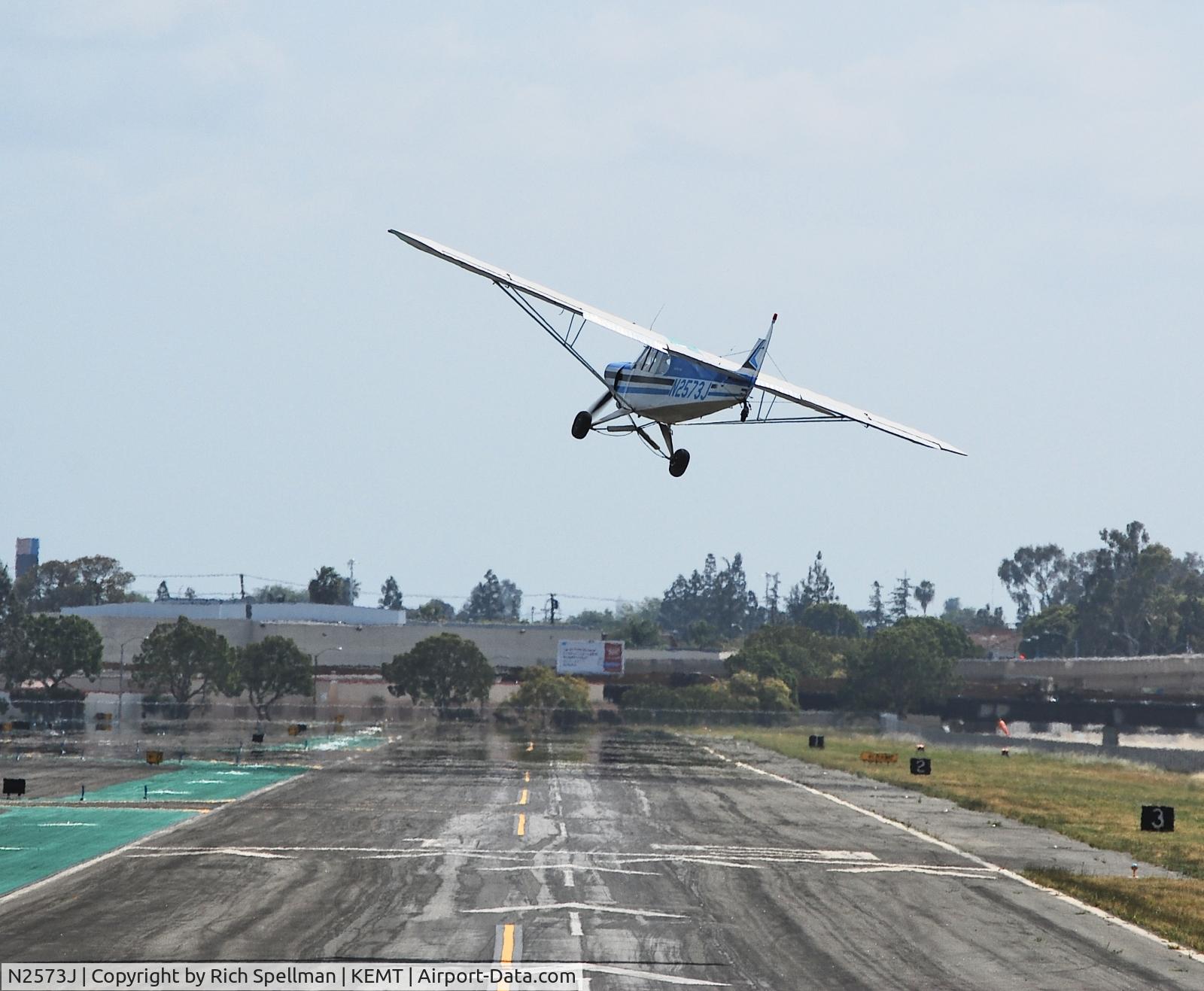 N2573J, 1979 Piper PA-18-150 Super Cub C/N 18-7909132, Slipping onto One-Niner