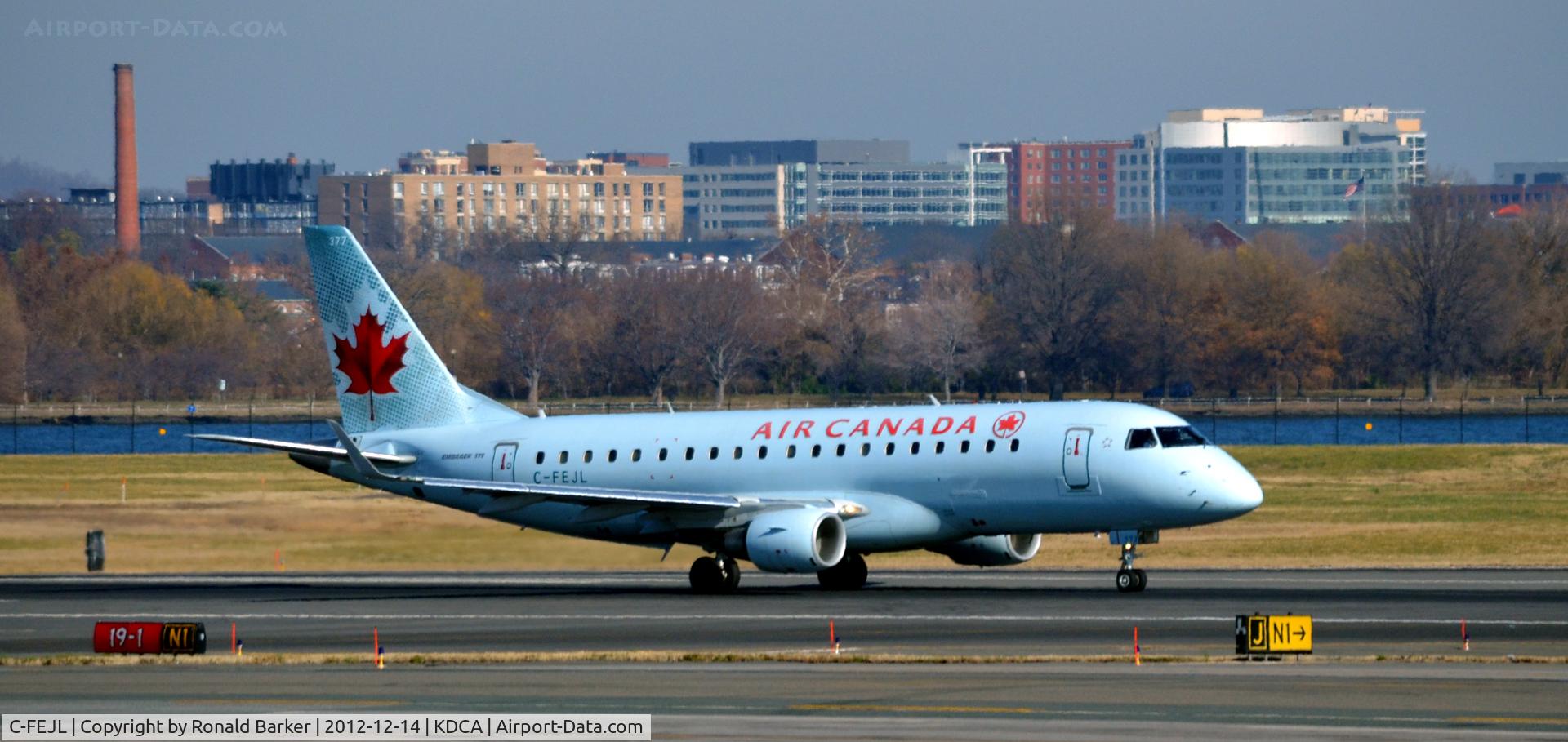C-FEJL, 2005 Embraer 175SU (ERJ-170-200SU) C/N 17000095, Takeoff DCA