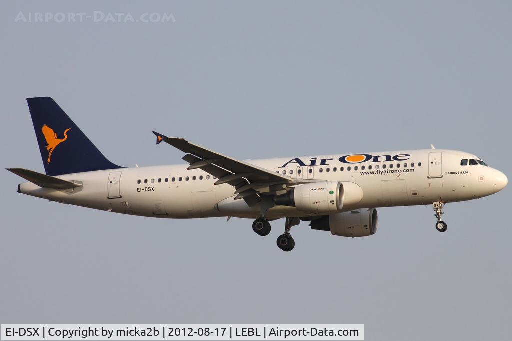 EI-DSX, 2008 Airbus A320-216 C/N 3643, Landing