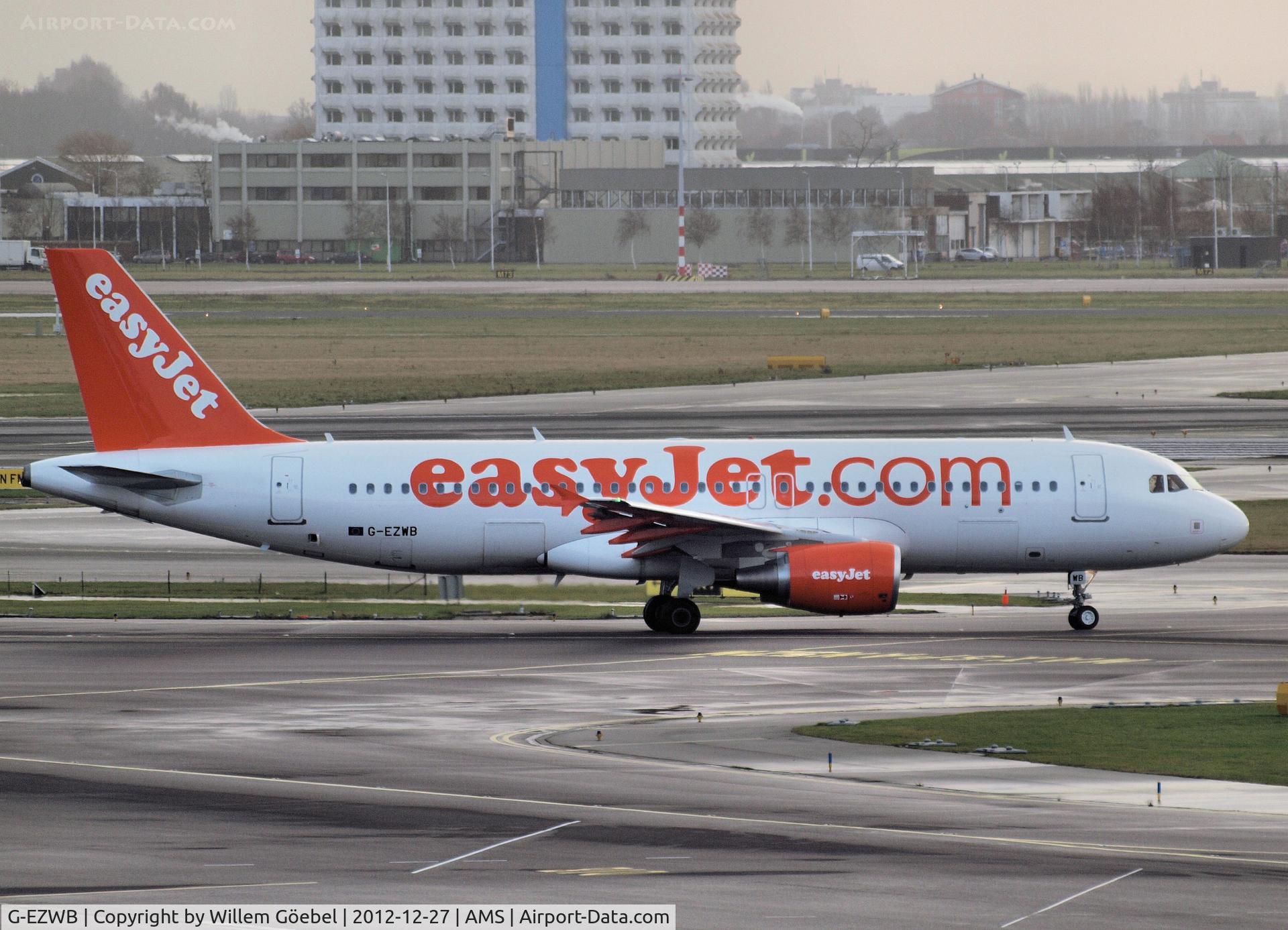 G-EZWB, 2012 Airbus A320-214 C/N 5224, Taxi to runway 24 of Amsterdam Airport for take off.
