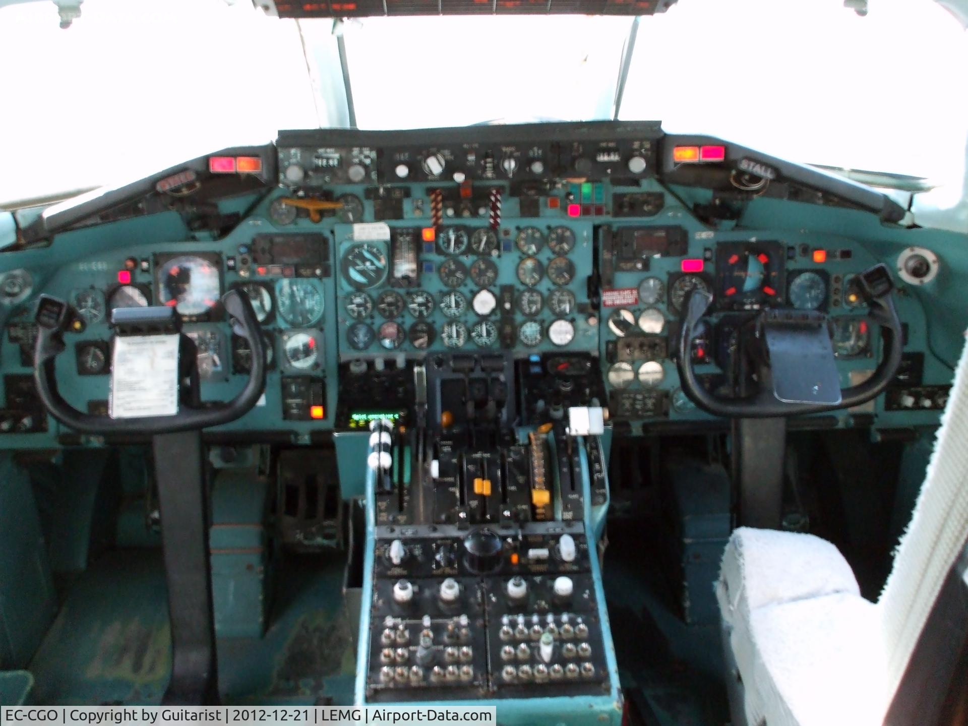 EC-CGO, 1974 McDonnell Douglas DC-9-32 C/N 47640, You don't realise how cramped a working enviroment this is until you sit in it.