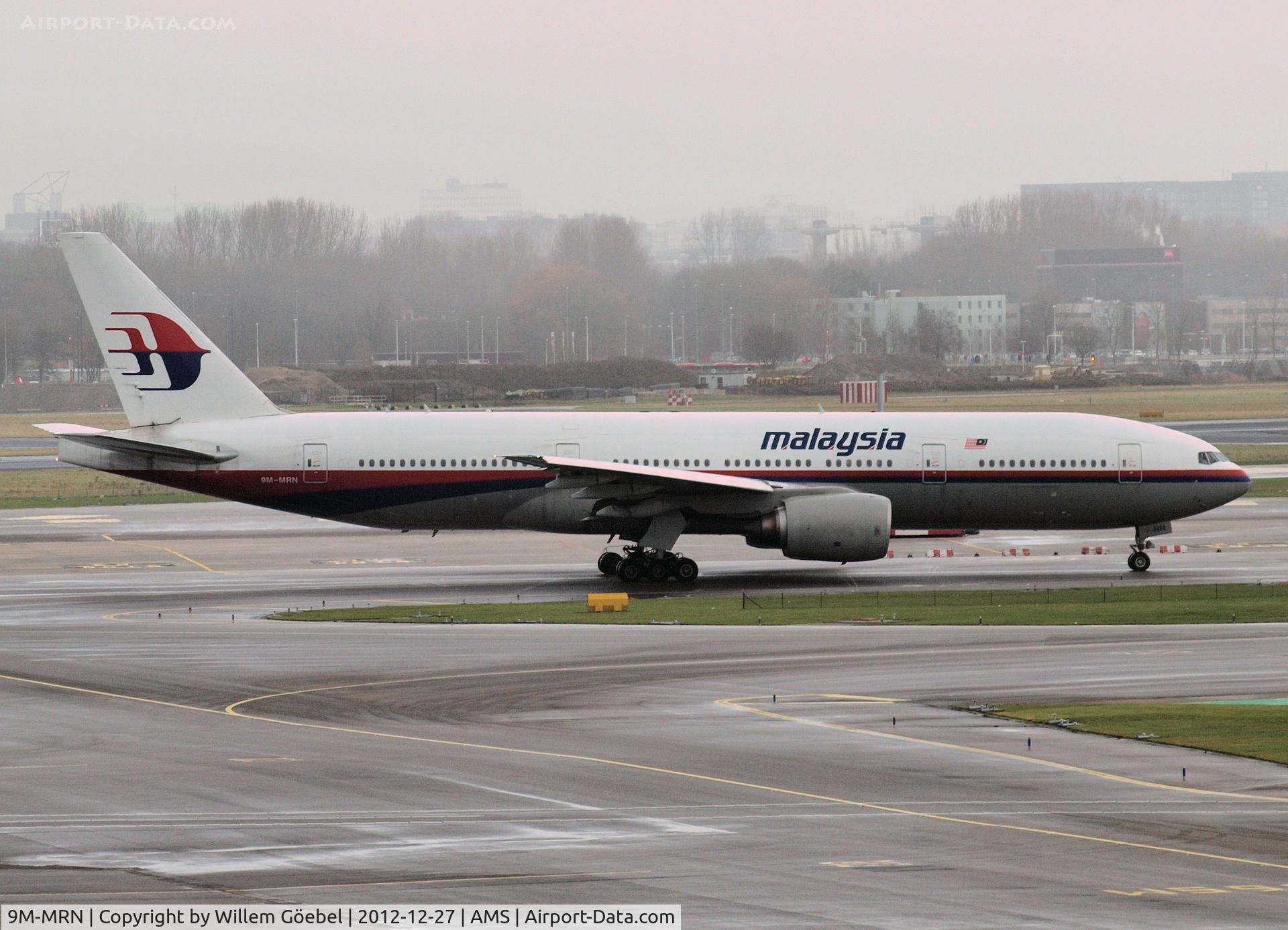 9M-MRN, 2002 Boeing 777-2H6/ER C/N 28419, Taxi to runway 24 of Amsterdam Airport for take off.