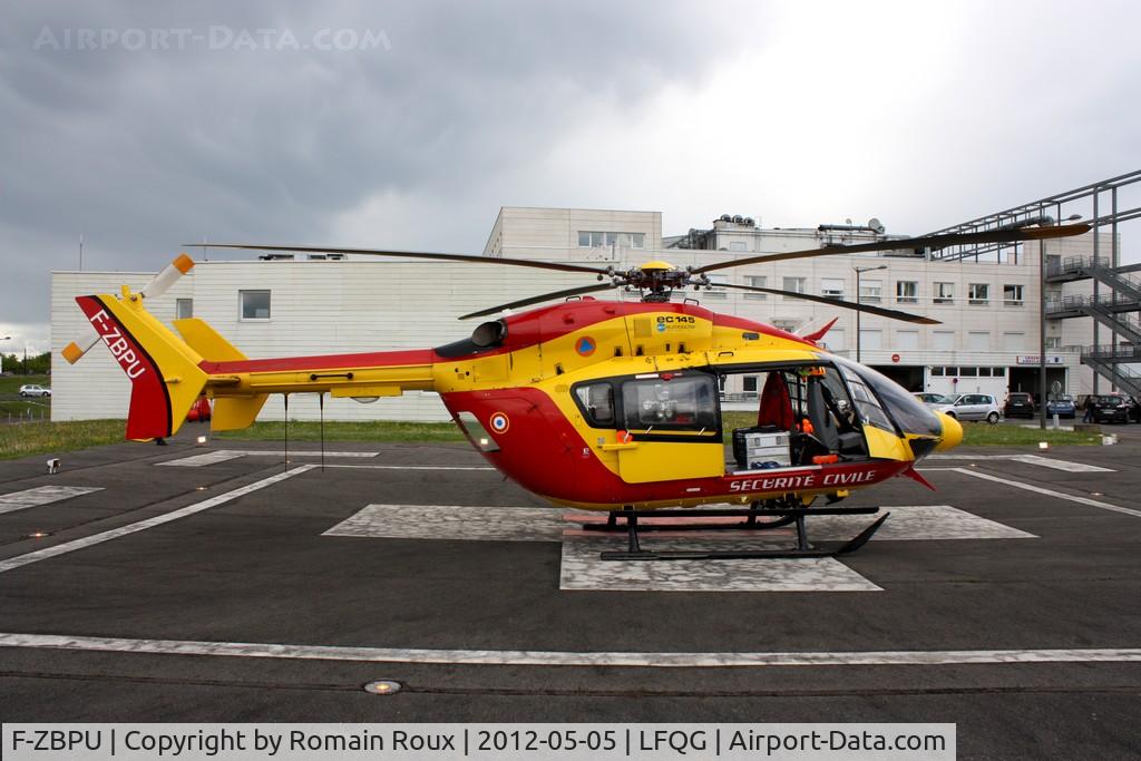 F-ZBPU, 2003 Eurocopter-Kawasaki EC-145 (BK-117C-2) C/N 9045, Parked