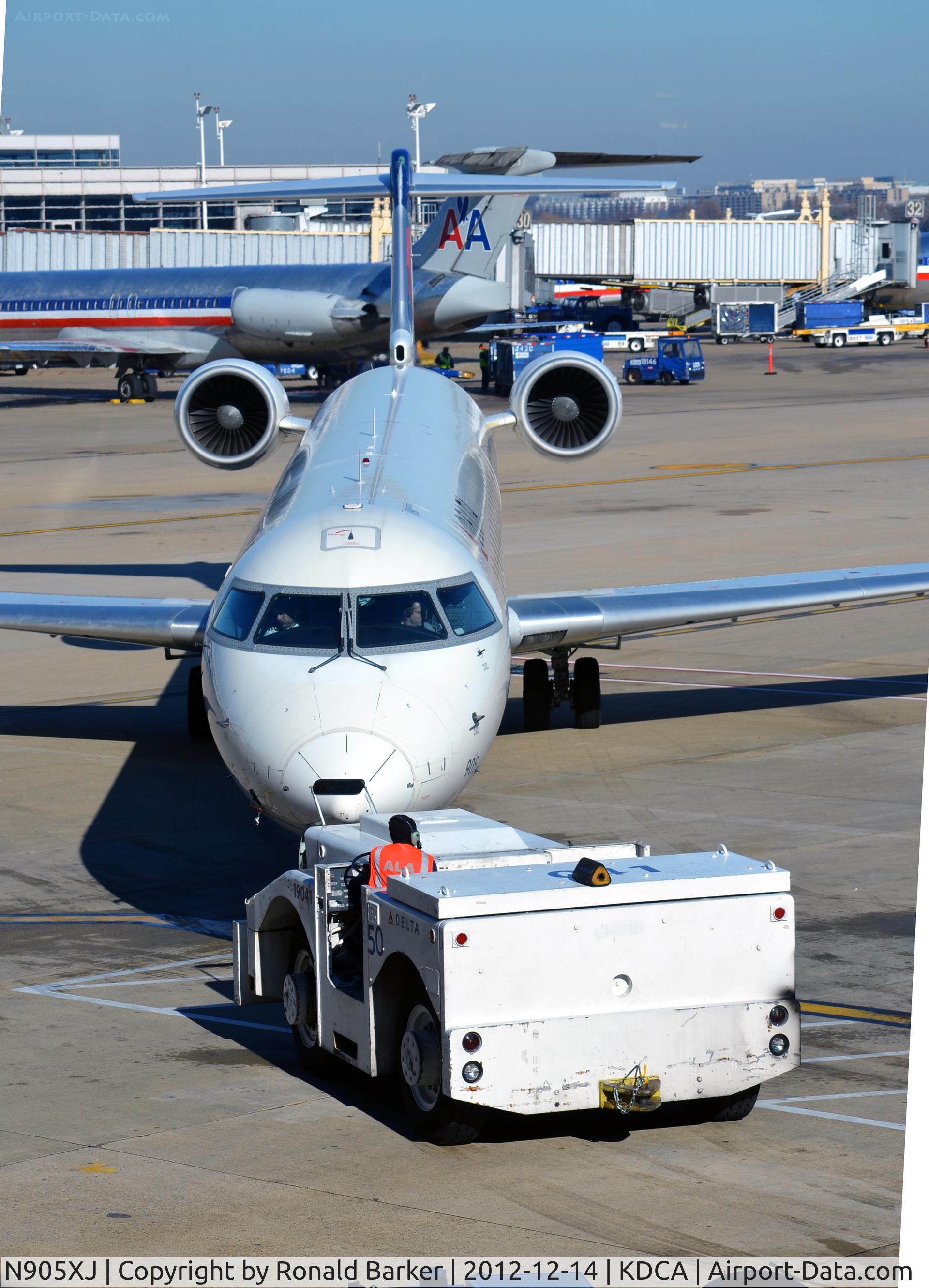 N905XJ, 2007 Bombardier CRJ-900 (CL-600-2D24) C/N 15137, Pushback DCA