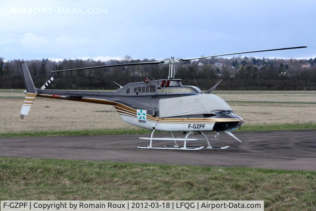 F-GZPF, Bell 206B JetRanger II C/N 1162, Parked