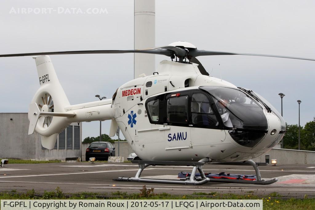 F-GPFL, Eurocopter EC-135T-1 C/N 0227, Parked