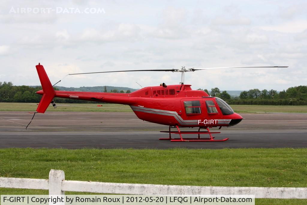 F-GIRT, Bell 206B JetRanger II C/N 1924, Parked