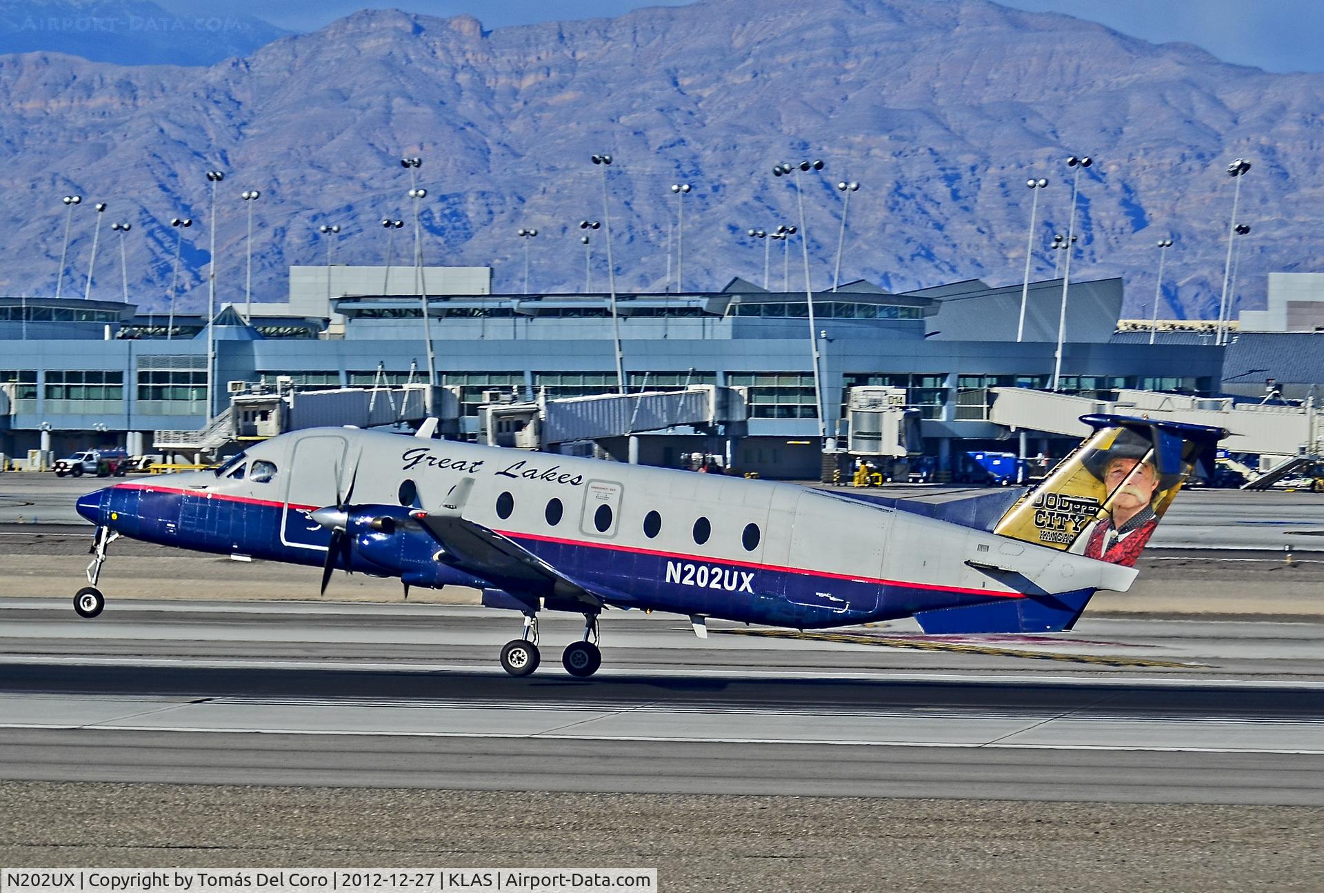 N202UX, 1996 Beech 1900D C/N UE-202, N202UX Great Lakes Airlines Beech 1900D cn UE-202) 