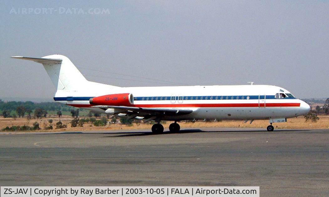 ZS-JAV, 1982 Fokker F-28-4000 Fellowship C/N 11183, Fokker F.28-4000 Fellowship [11183] (Airquarius Aviation) Lanseria~ZS 05/10/2003