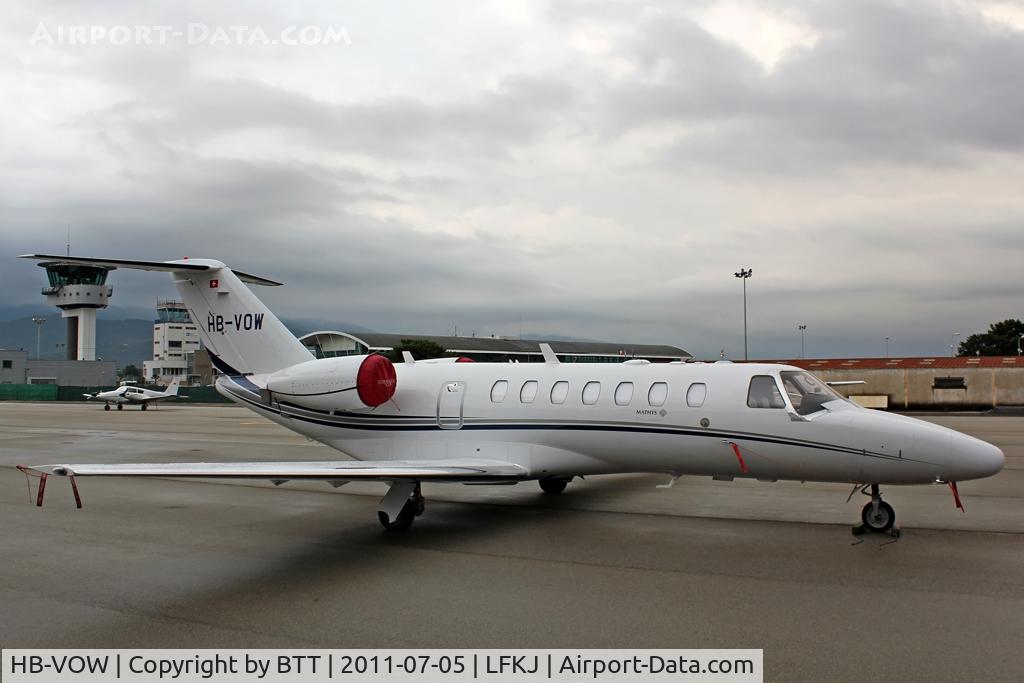 HB-VOW, 2008 Cessna 525B CitationJet CJ3 C/N 525B-0209, Parked