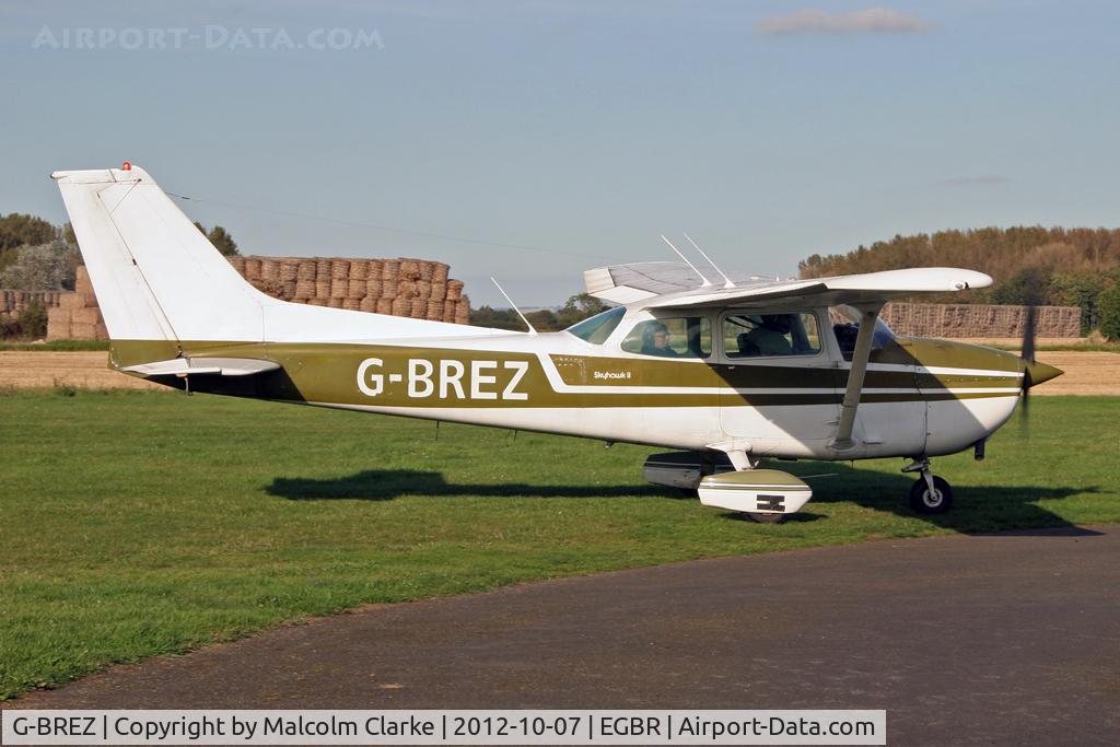 G-BREZ, 1976 Cessna 172M Skyhawk C/N 172-66742, Cessna 172M Skyhawk. Hibernation Fly-In, The Real Aeroplane Club, Breighton Airfield, October 2012.