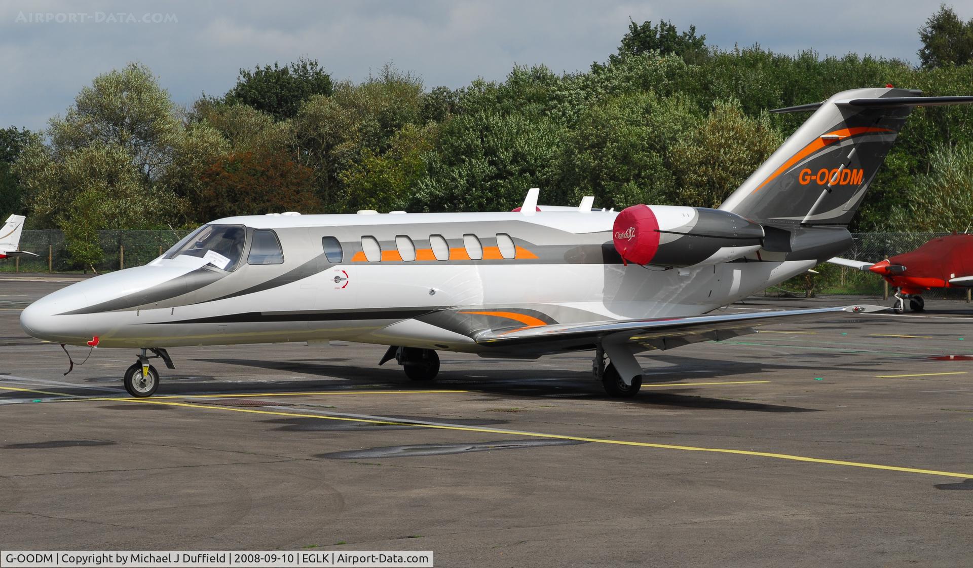 G-OODM, 2003 Cessna 525A CitationJet CJ2 C/N 525A-0190, Visiting CJ2 in an unusual colour scheme at Blackbushe on 10th September 2008