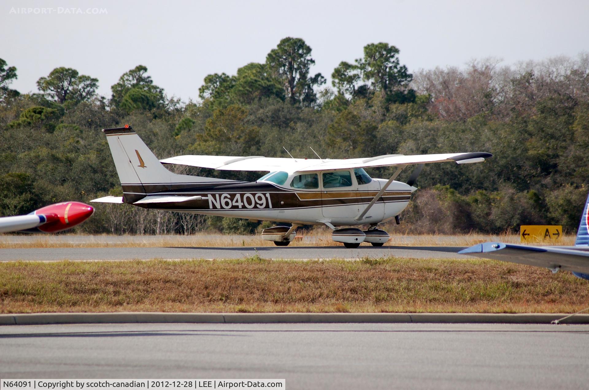 N64091, Cessna 172M C/N 17266497, Cessna 172M, N64091, at Leesburg International Airport, Leesburg, FL