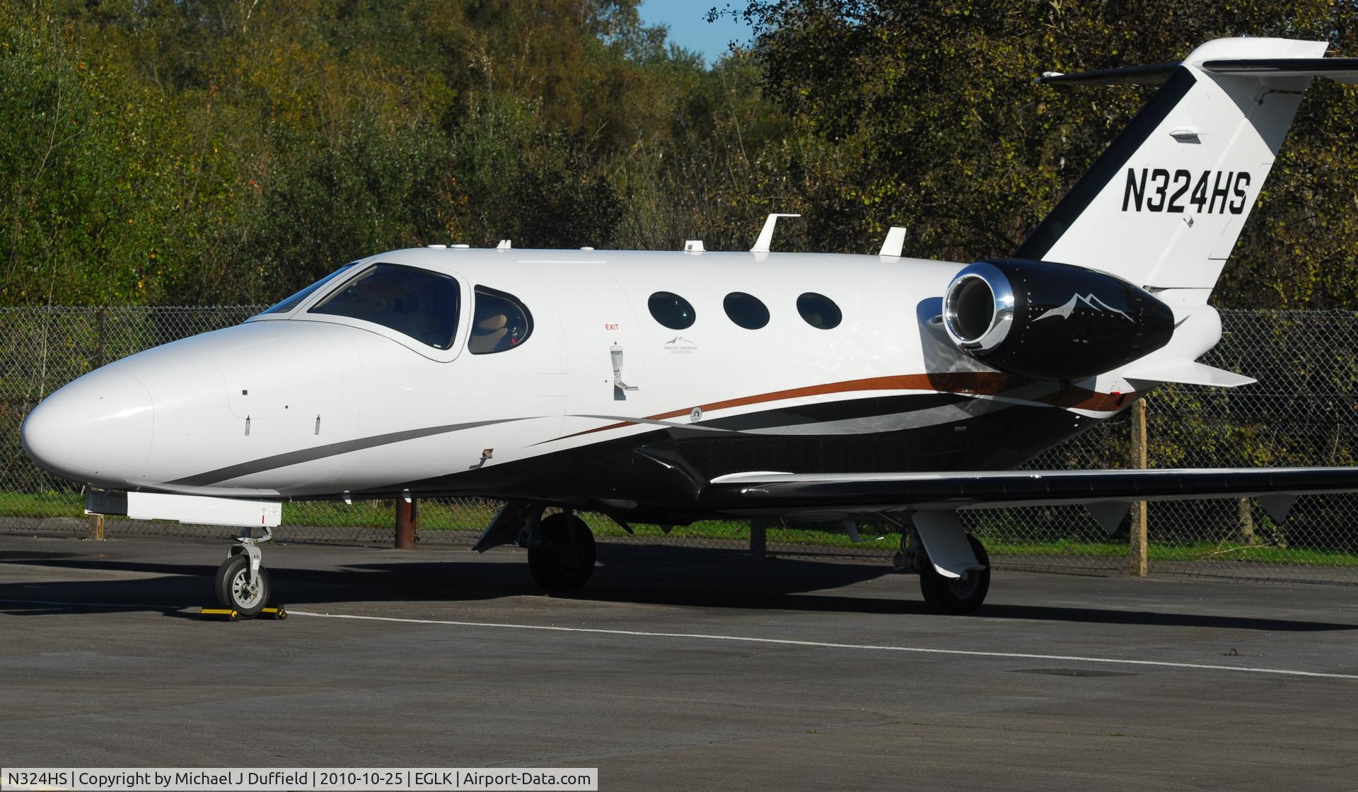N324HS, 2010 Cessna 510 Citation Mustang C/N 510-0324, High Sierra version of the Citation Mustang seen at Blackbushe on 25th October 2010