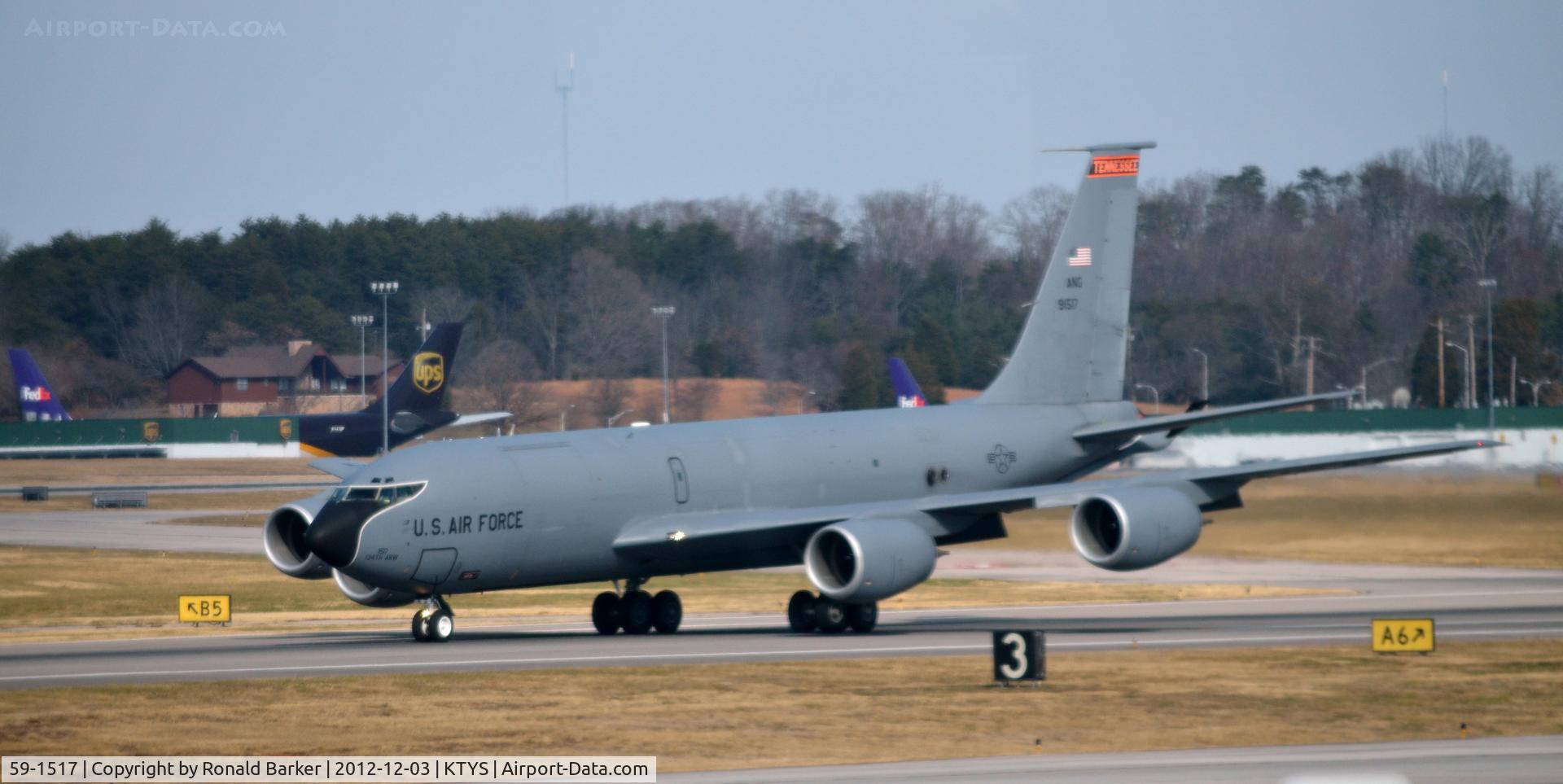 59-1517, 1960 Boeing KC-135R Stratotanker C/N 18005, Takeoff TYS