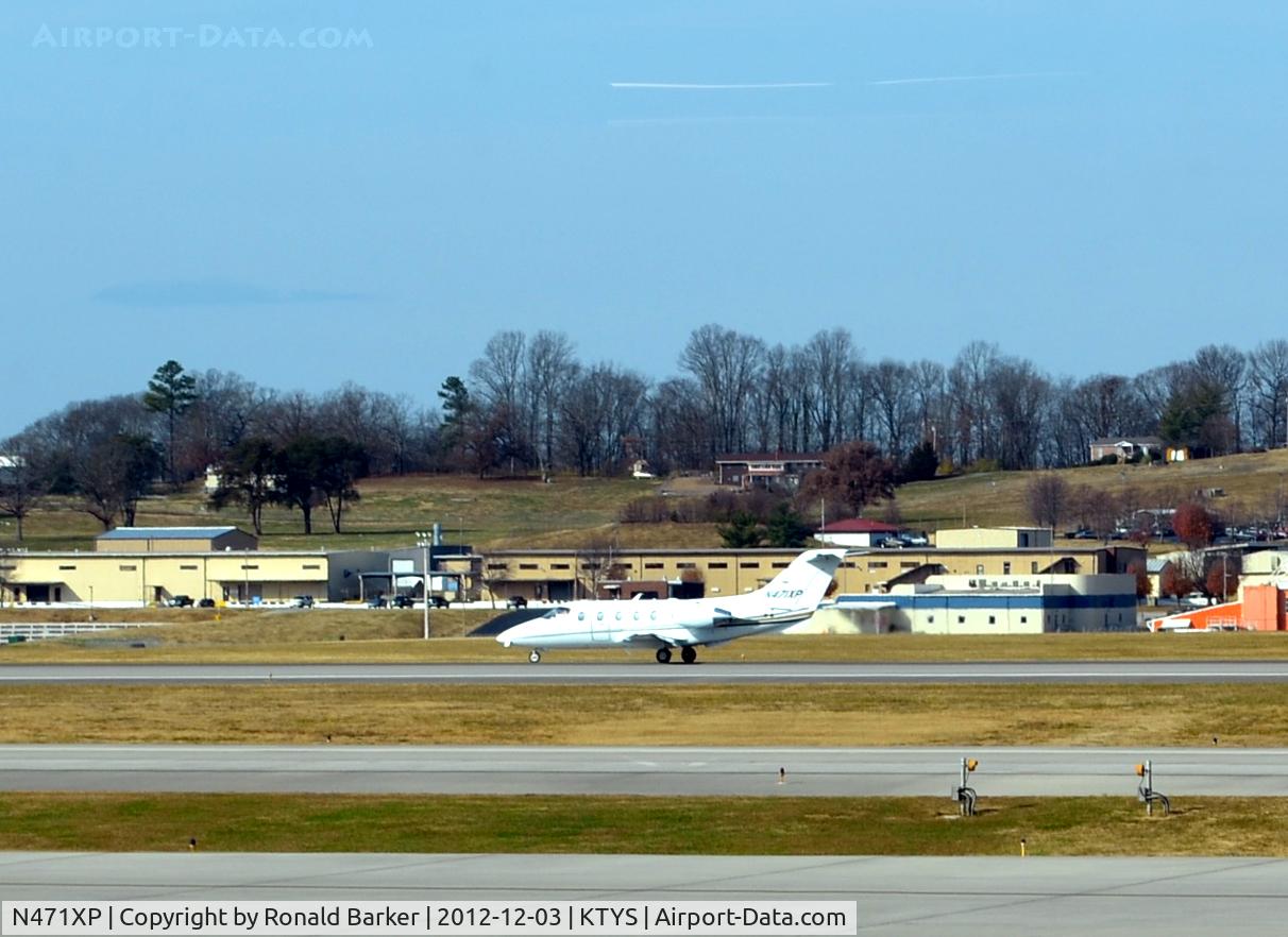N471XP, Raytheon Aircraft Company 400A C/N RK-471, Landing TYS