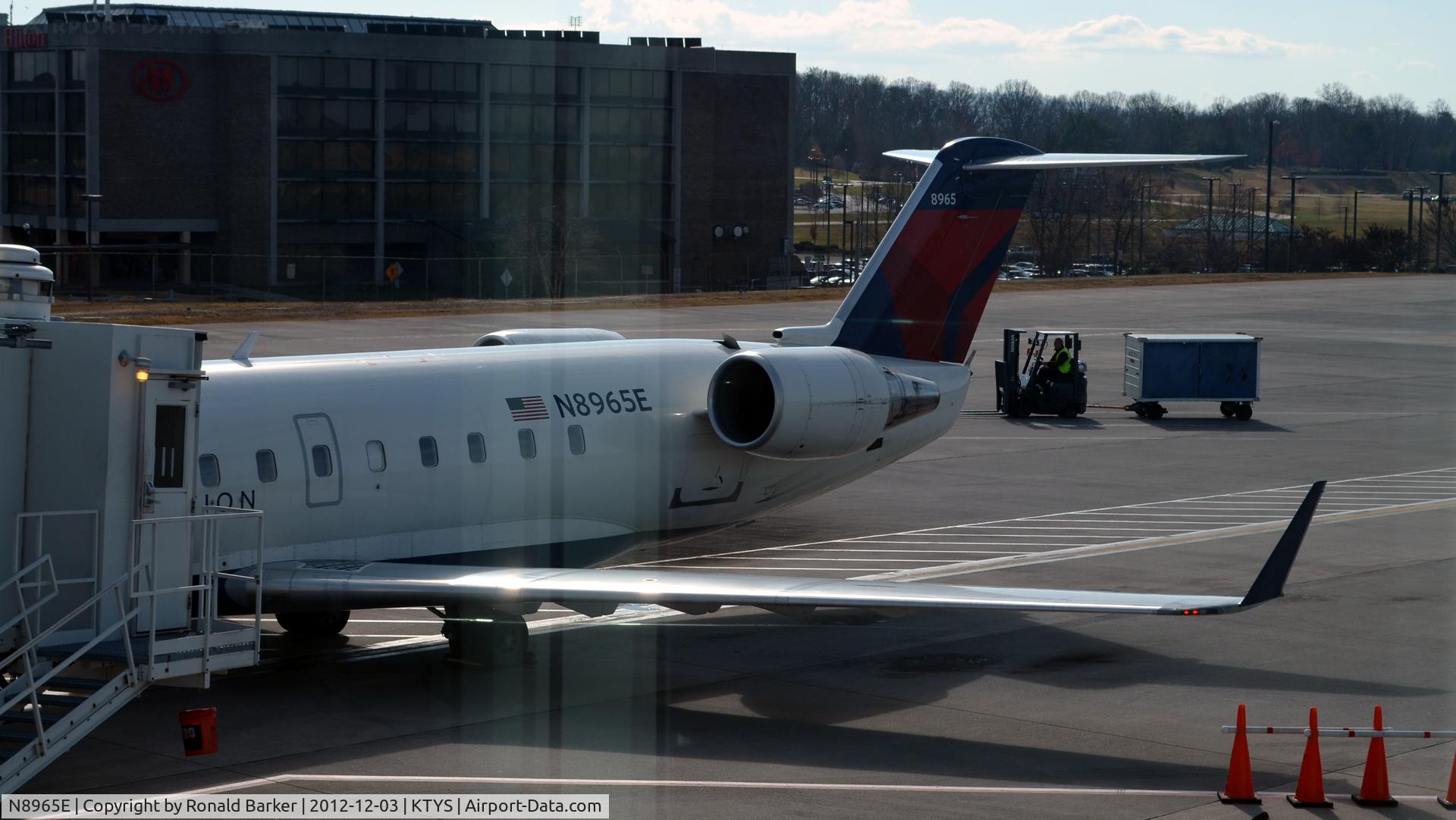 N8965E, 2004 Bombardier CRJ-200 (CL-600-2B19) C/N 7965, TYS TN