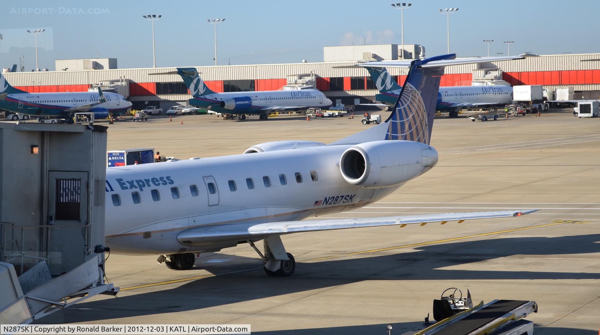 N287SK, 2001 Embraer ERJ-145LR (EMB-145LR) C/N 145460, ATL GA