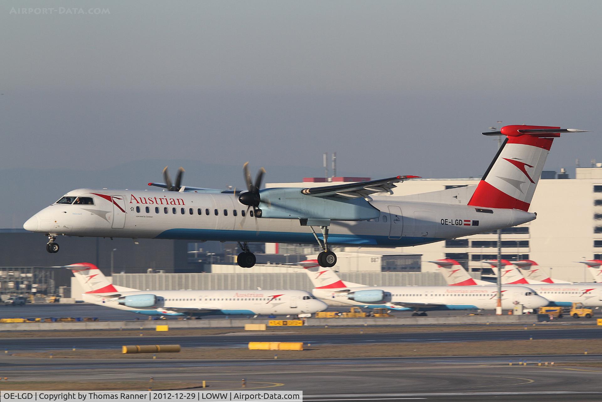 OE-LGD, 2000 De Havilland Canada DHC-8-402Q Dash 8 C/N 4027, Austrian Airlines DHC-8
