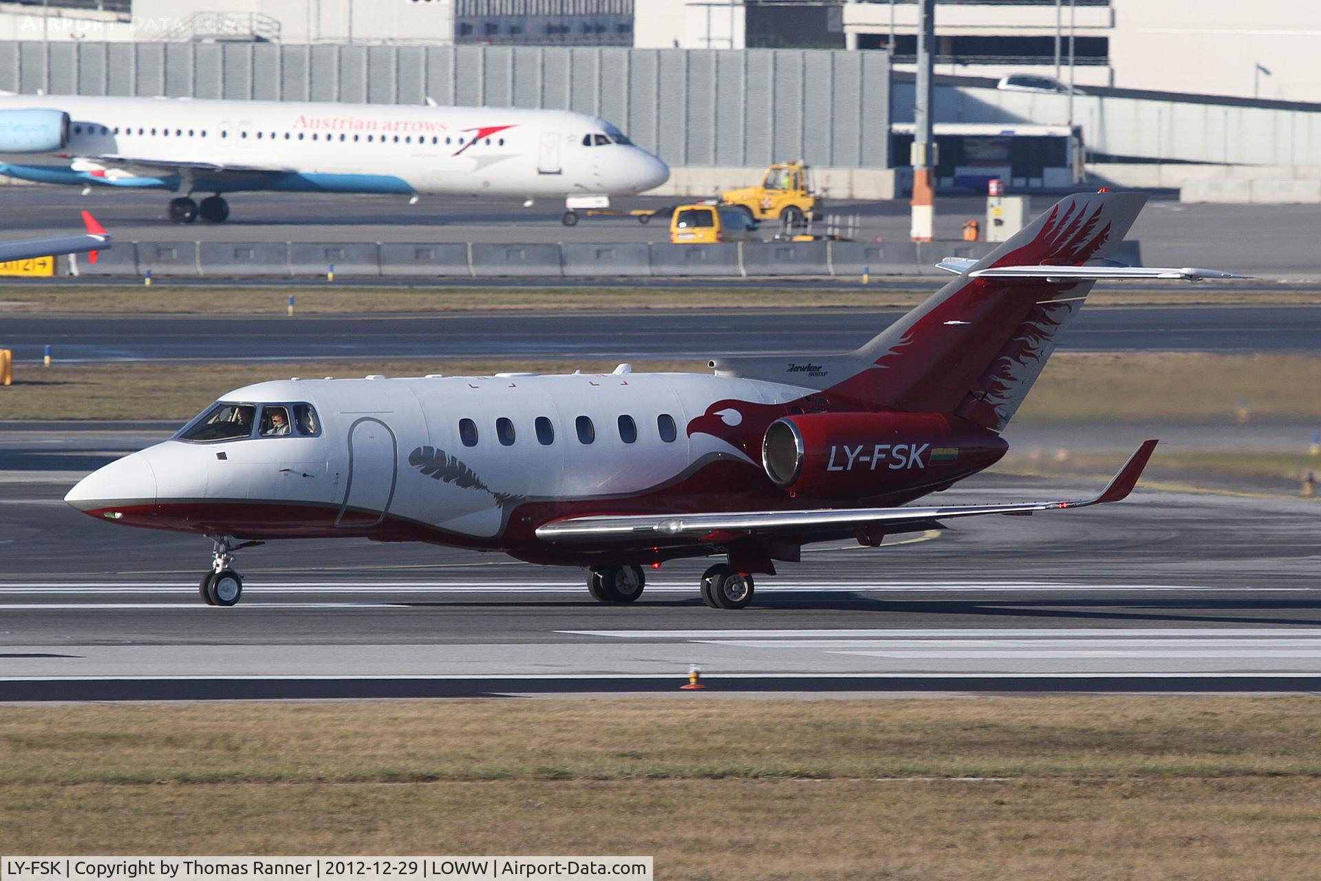 LY-FSK, 2008 Hawker Beechcraft 900XP C/N HA-0060, Aurela Hawker 900XP