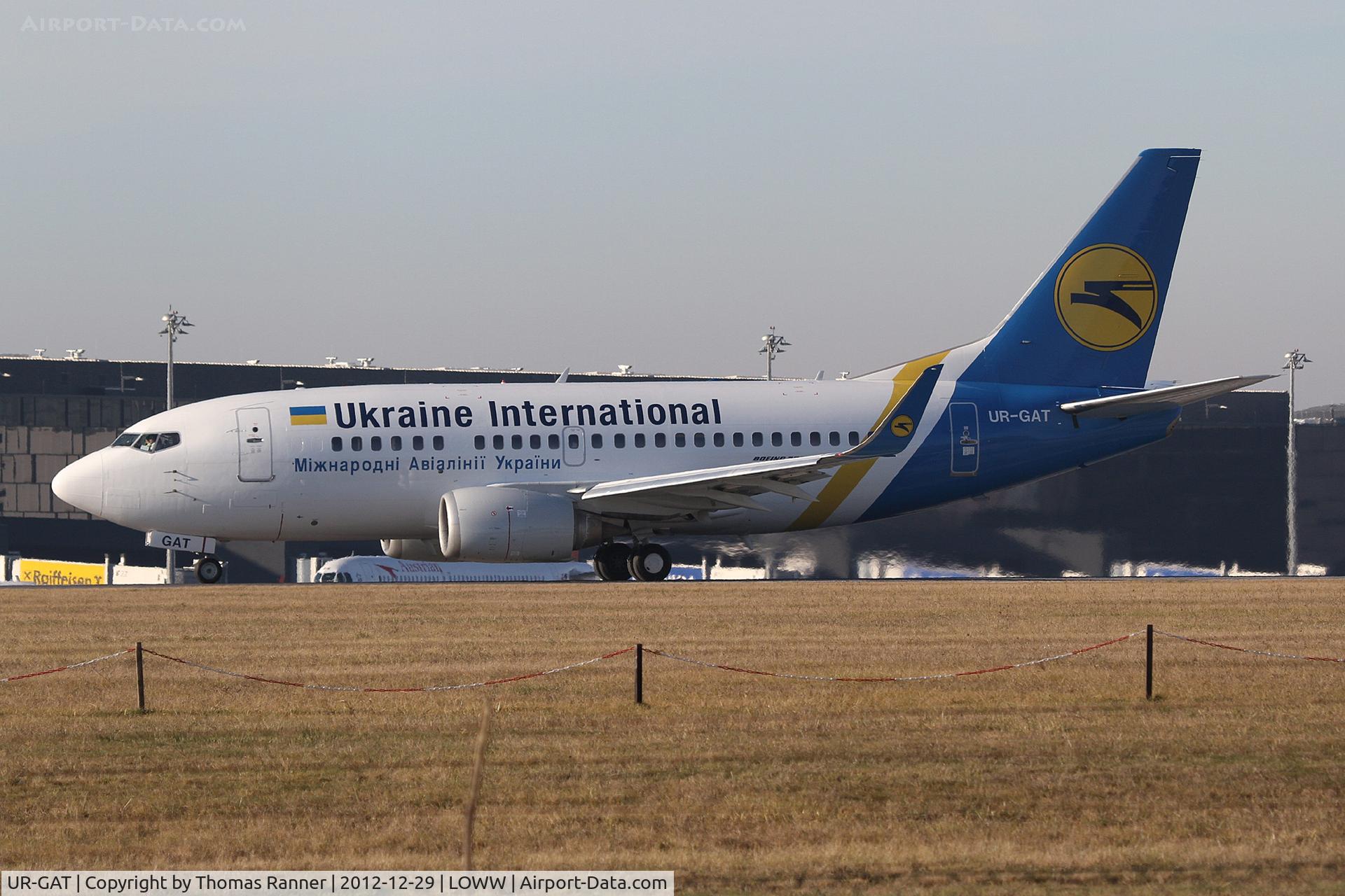 UR-GAT, 1993 Boeing 737-528 C/N 25237, Ukraine International Boeing 737