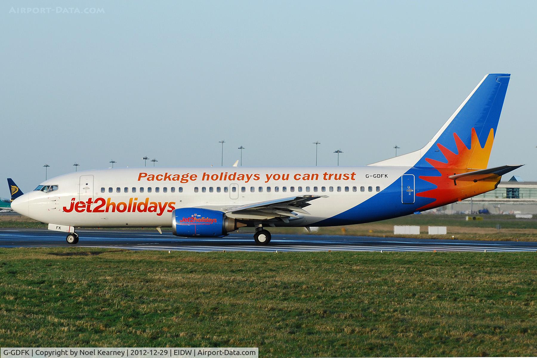 G-GDFK, 1998 Boeing 737-36N C/N 28572, Photographed about to depart off Rwy 28 at EIDW.