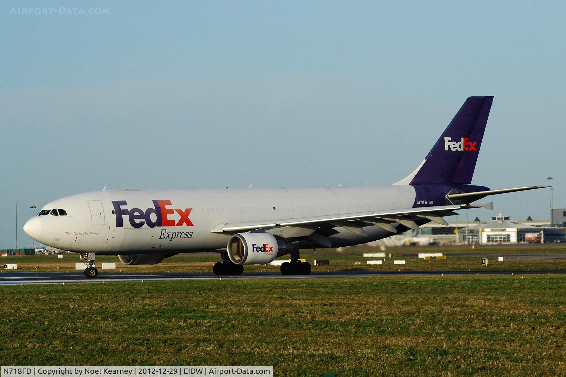 N718FD, 1987 Airbus A300B4-622 C/N 365, Photographed about to depart off Rwy 28 at EIDW.