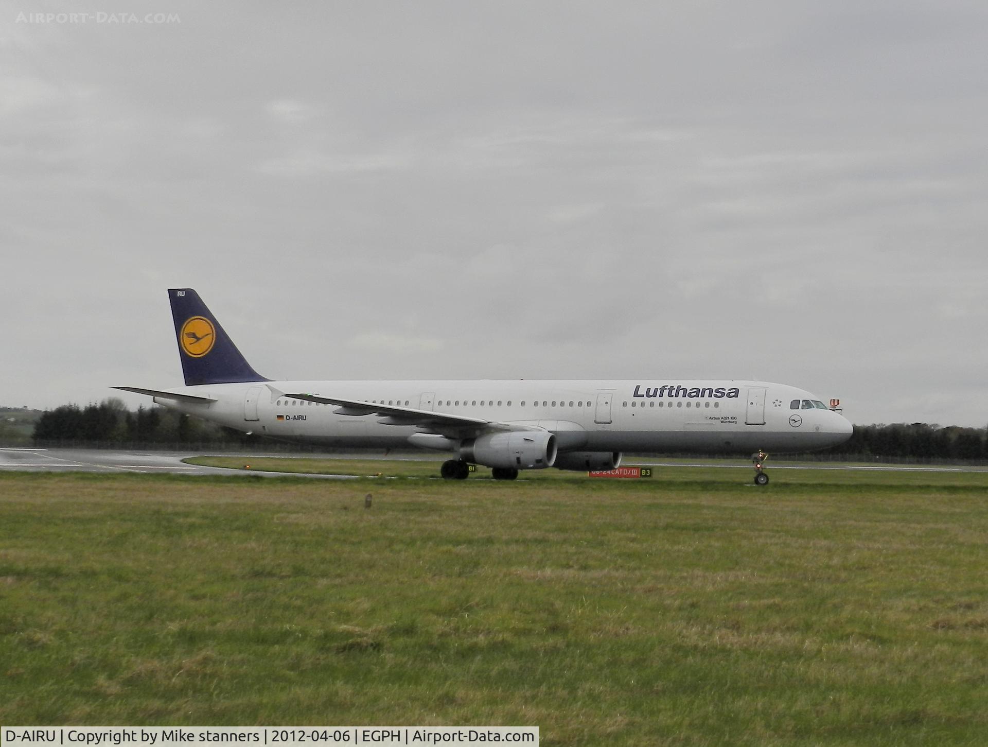 D-AIRU, 1997 Airbus A321-131 C/N 692, 