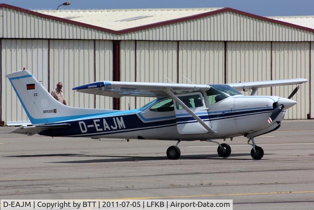 D-EAJM, 1978 Cessna R182 Skylane RG C/N R18200243, Parked