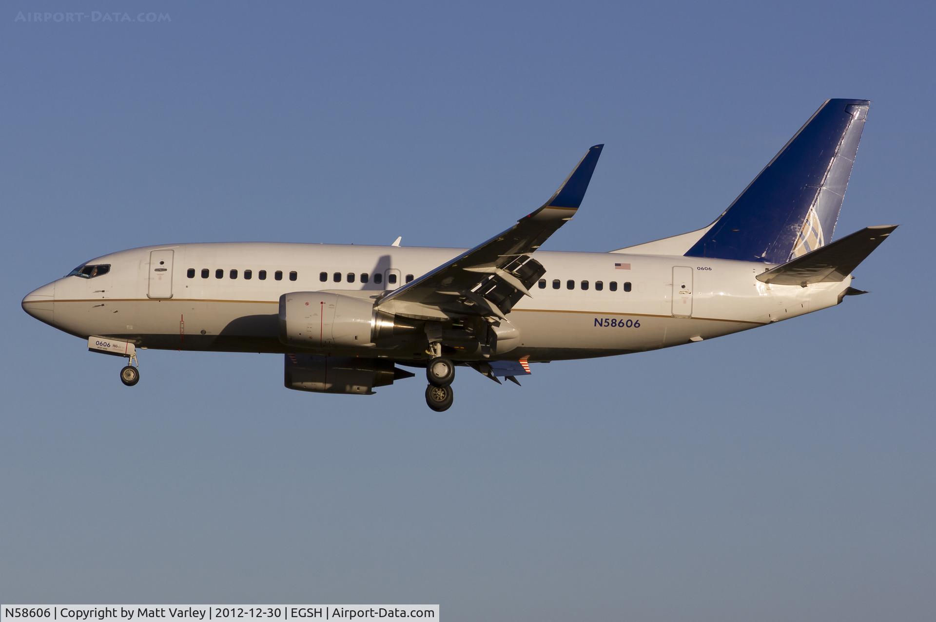 N58606, 1994 Boeing 737-524 C/N 27319, Arriving at EGSH for Mx by KLM UK.