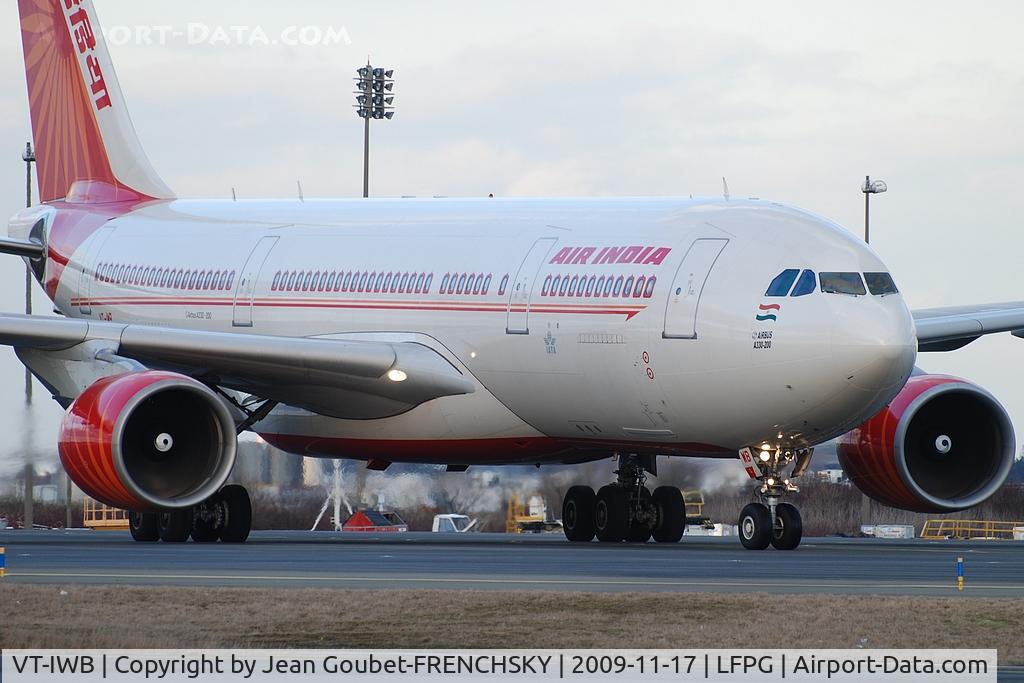 VT-IWB, 2000 Airbus A330-223 C/N 362, departure to Mumbai
