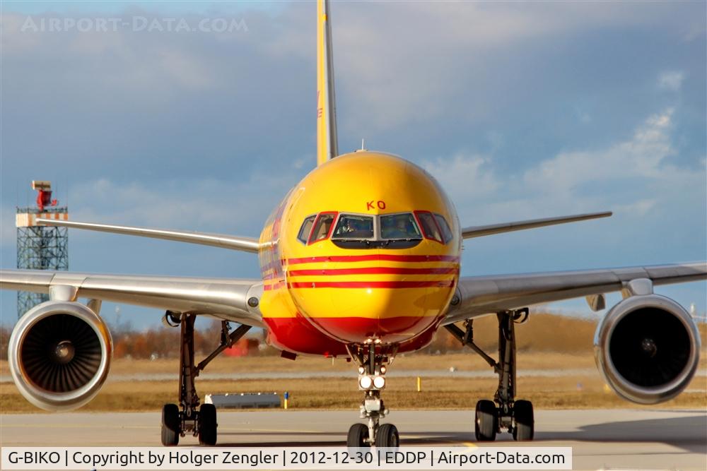 G-BIKO, 1985 Boeing 757-236/SF C/N 22187, Turn into Alpha 7 for taxi to apron 5...