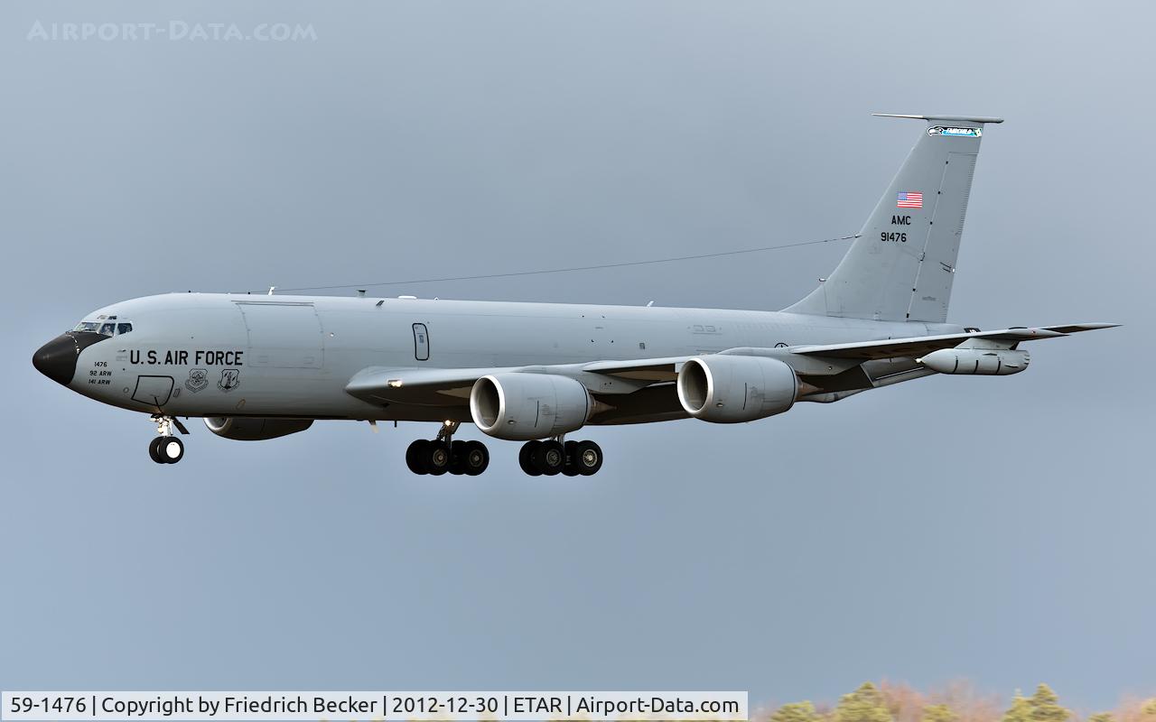59-1476, 1959 Boeing KC-135R Stratotanker C/N 17964, on Final RW26
