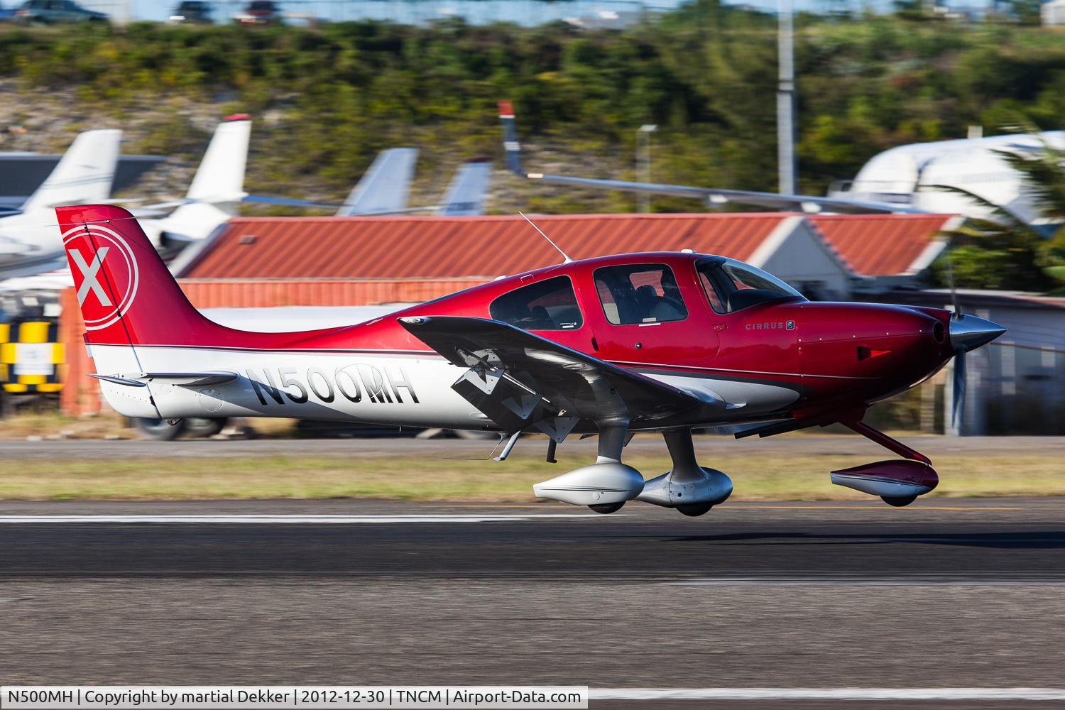 N500MH, 2008 Cirrus SR20 C/N 1984, landing sxm