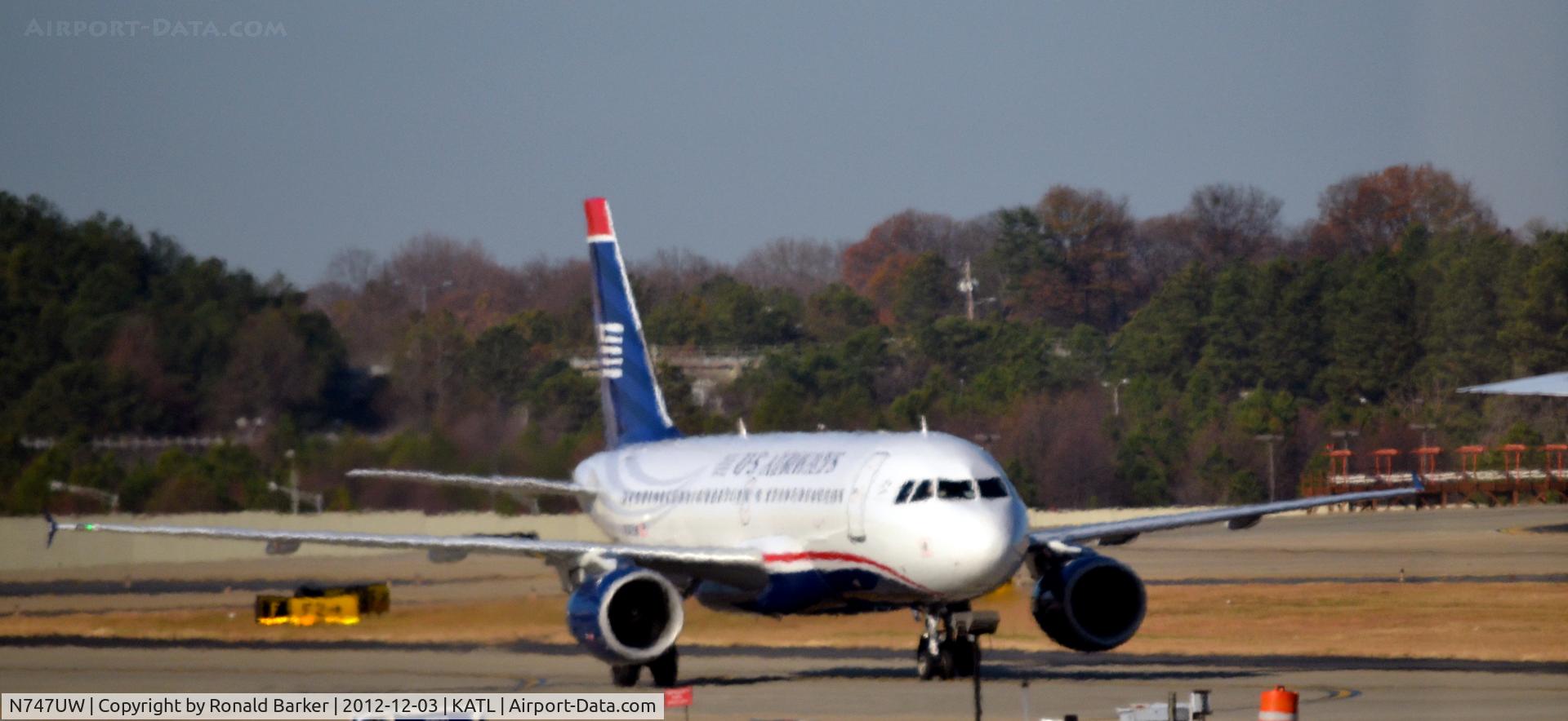 N747UW, 2000 Airbus A319-112 C/N 1301, Taxi Atlanta