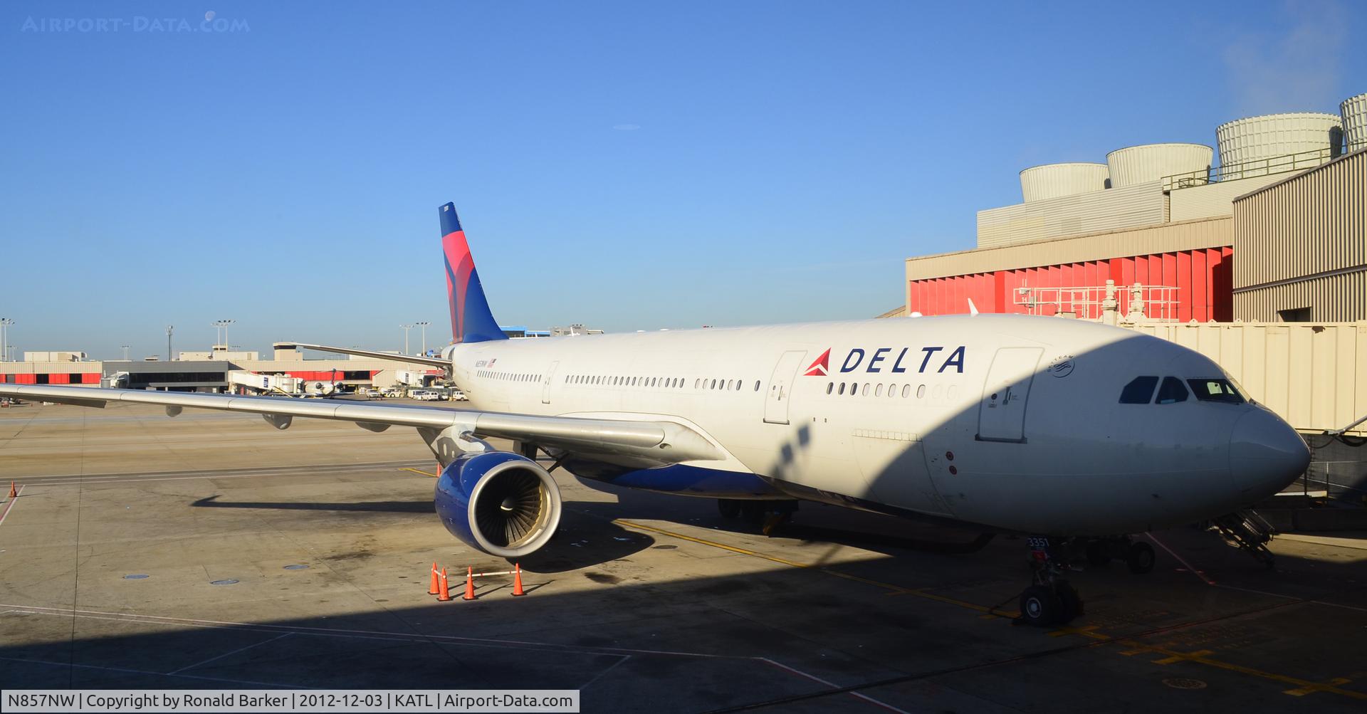 N857NW, 2004 Airbus A330-223 C/N 0633, Atlanta