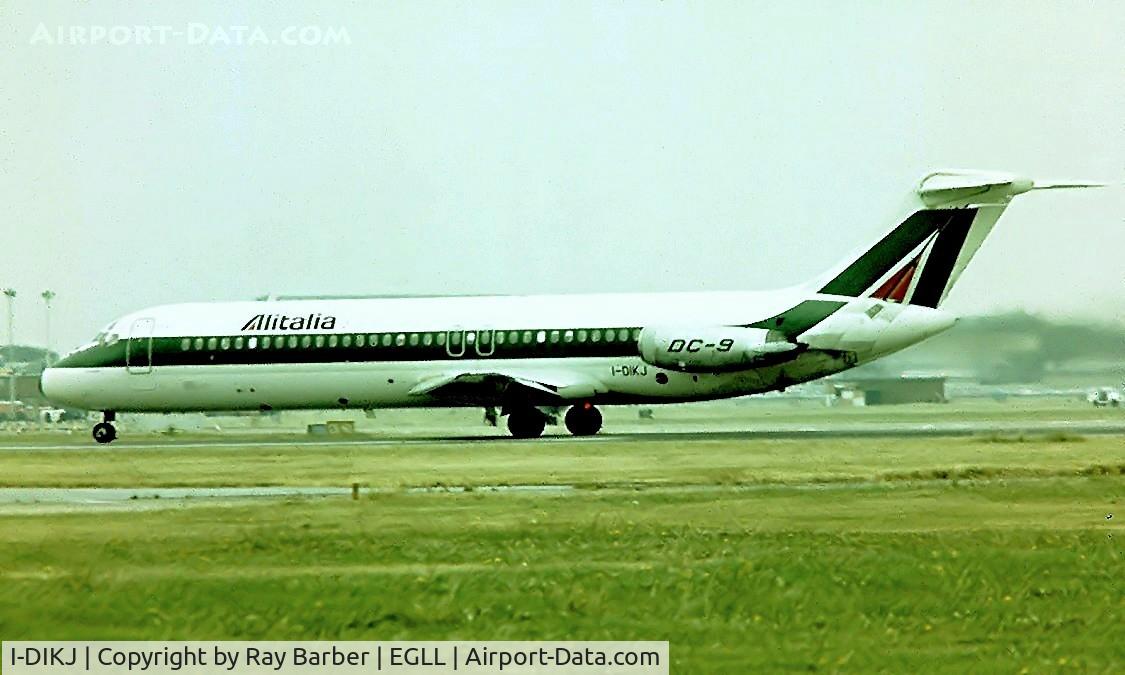 I-DIKJ, 1968 Douglas DC-9-32 C/N 47222, McDonnell Douglas DC-9-32 [47222] (Alitalia) Heathrow~G 1975. Image taken from a slide.