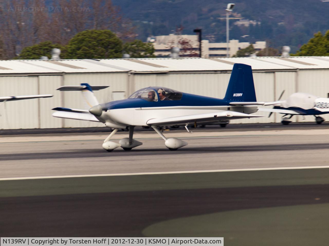 N139RV, 2004 Vans RV-9A C/N 90385, N139RV departing from RWY 21