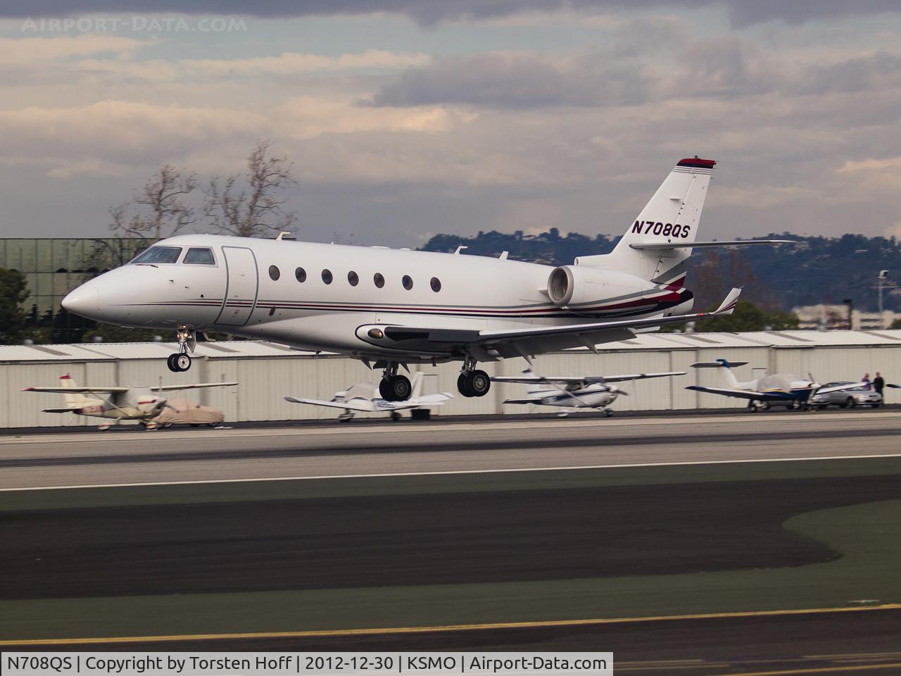 N708QS, 2002 Israel Aircraft Industries Gulfstream 200 C/N 069, N708QS arriving on RWY 21