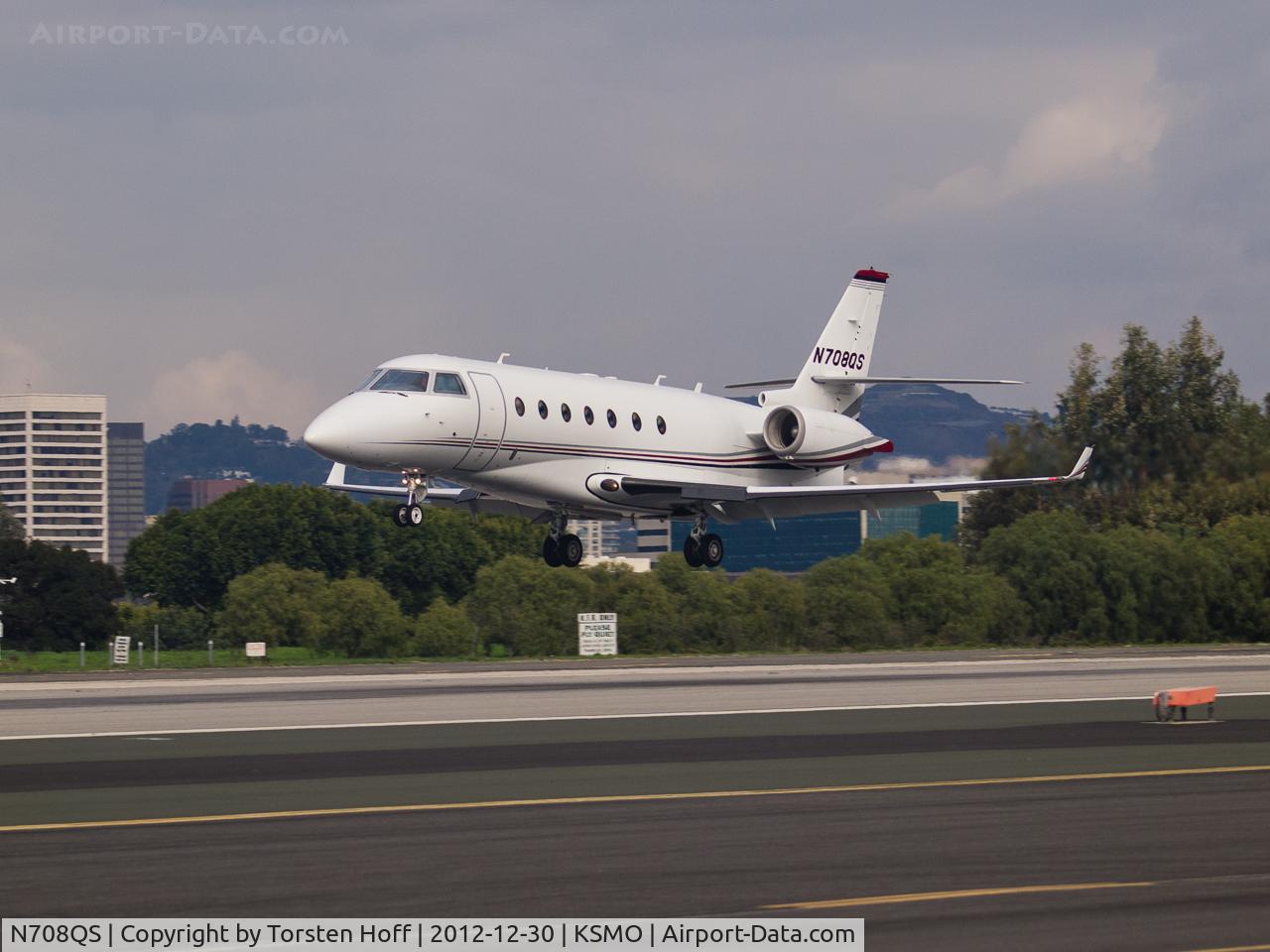 N708QS, 2002 Israel Aircraft Industries Gulfstream 200 C/N 069, N708QS arriving on RWY 21