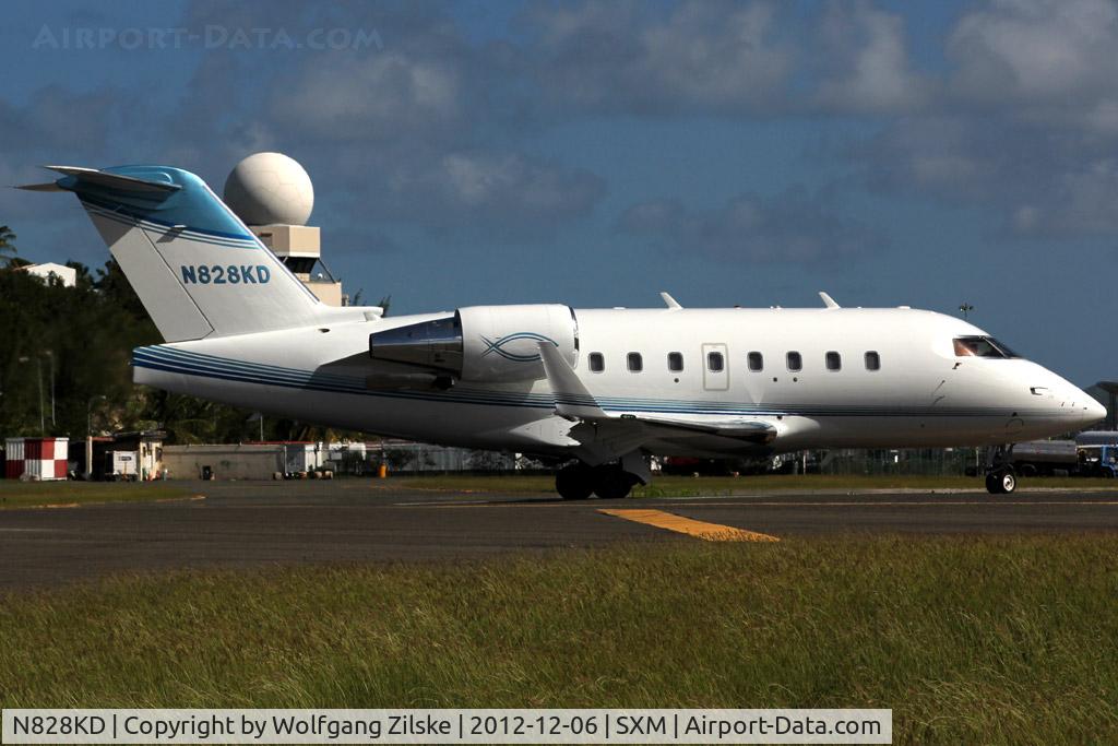 N828KD, 2004 Bombardier Challenger 604 (CL-600-2B16) C/N 5584, visitor