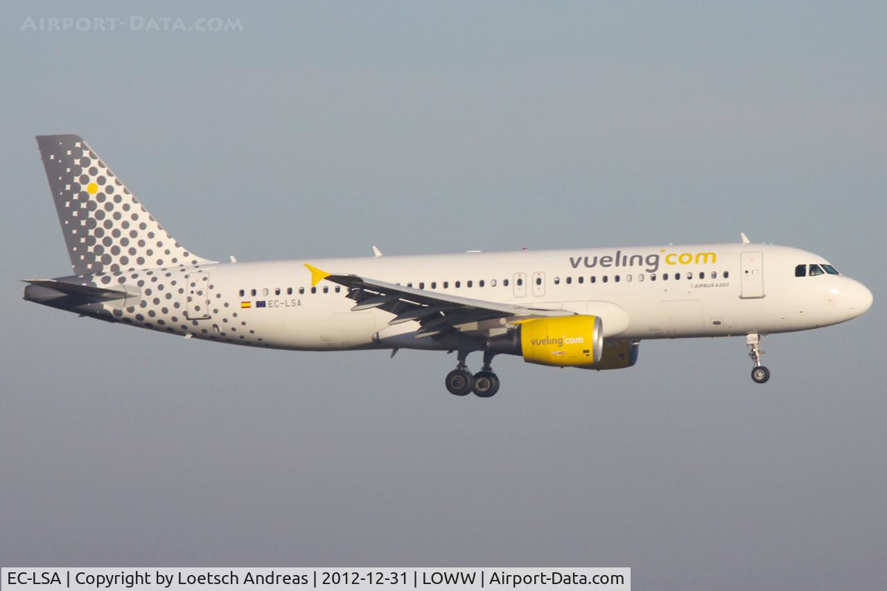 EC-LSA, 2009 Airbus A320-214 C/N 4128, Vueling