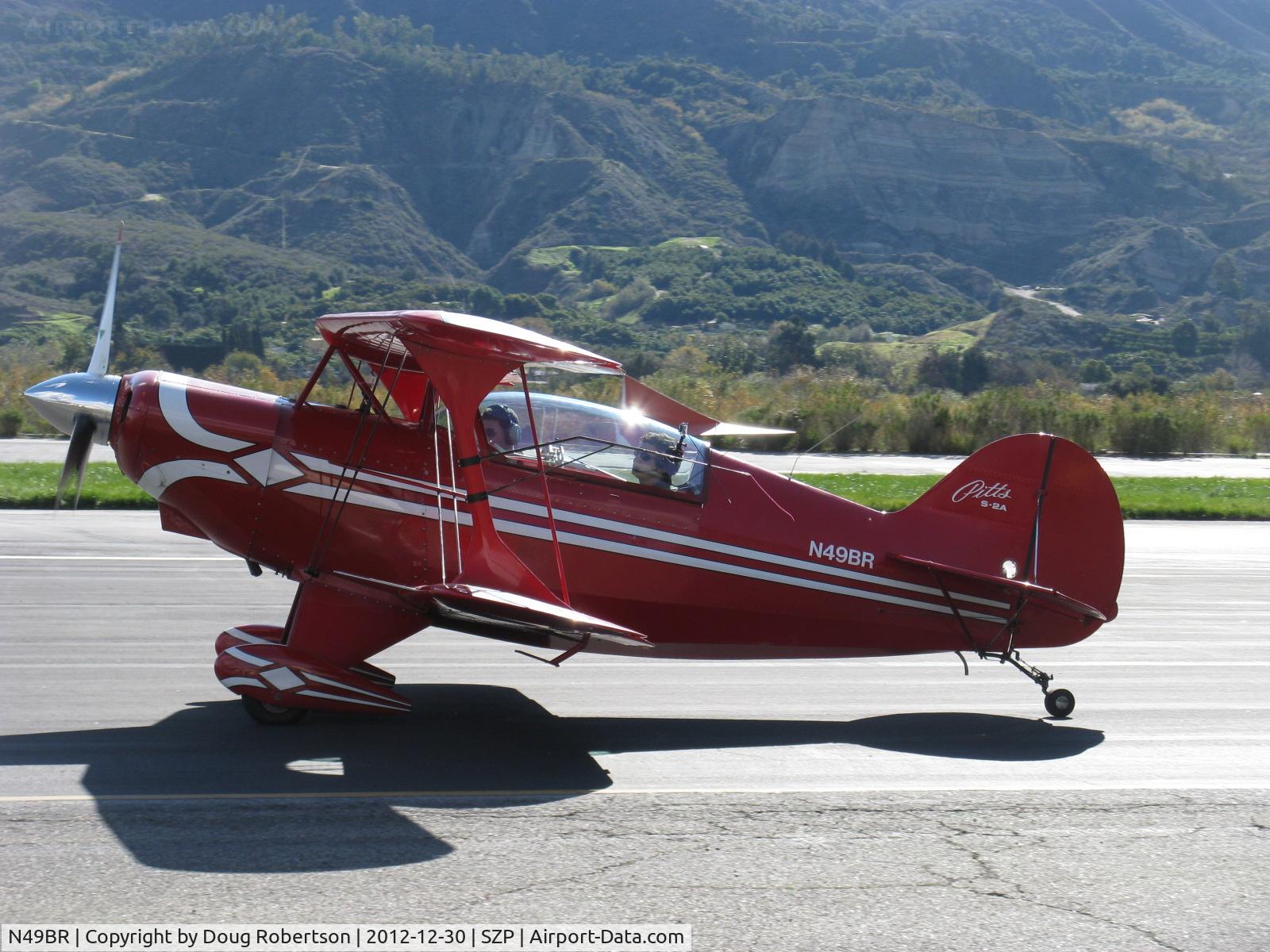 N49BR, Pitts S-2A Special C/N 2212, 1980 Aerotek PITTS S-2A, Lycoming AEIO-540 260 Hp, S-turns taxi to 22