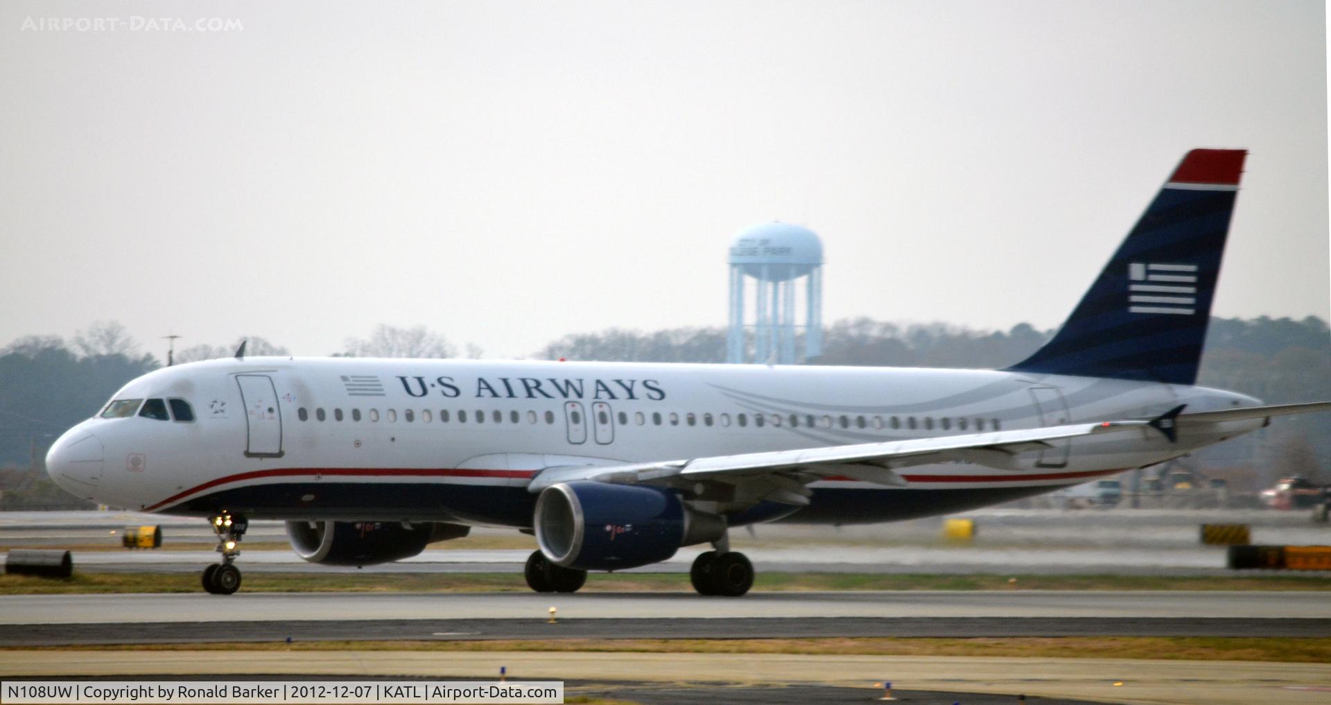 N108UW, 1999 Airbus A320-214 C/N 1061, Takeoff ATL