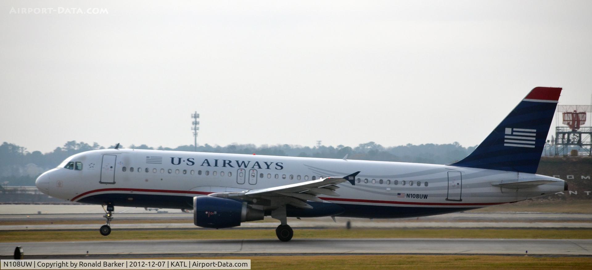 N108UW, 1999 Airbus A320-214 C/N 1061, Takeoff ATL