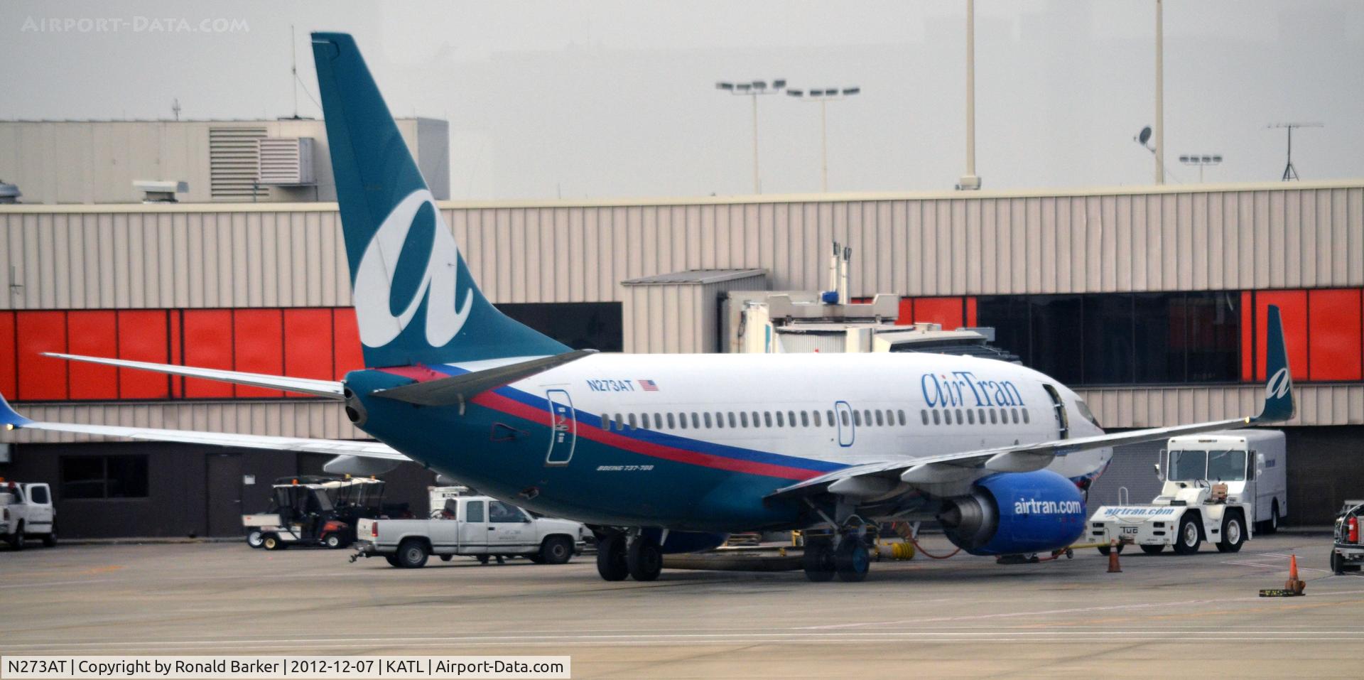 N273AT, 2005 Boeing 737-76N C/N 32662, Atlanta