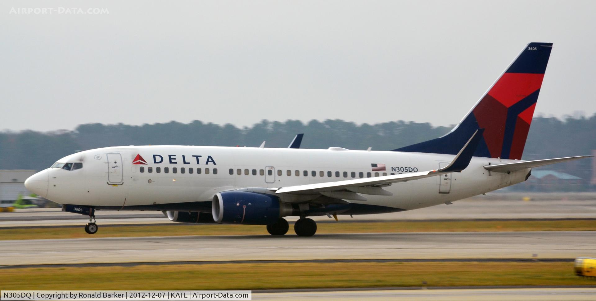N305DQ, Boeing 737-732 C/N 29645, Takeoff Atlanta