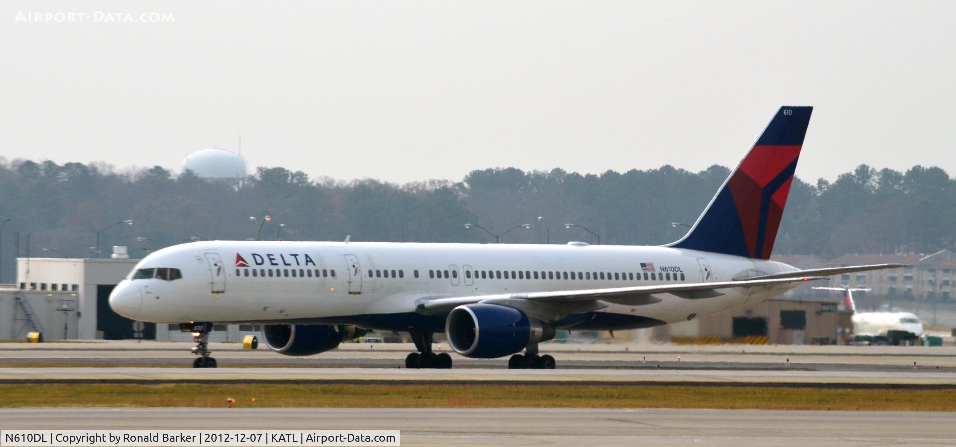 N610DL, 1985 Boeing 757-232 C/N 22817, Landing Atlanta