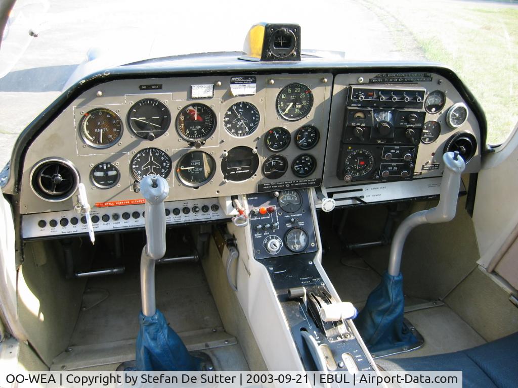OO-WEA, 1968 Beagle B-121 Pup Series 1 (Pup 100) C/N B121-012, Cockpit view.